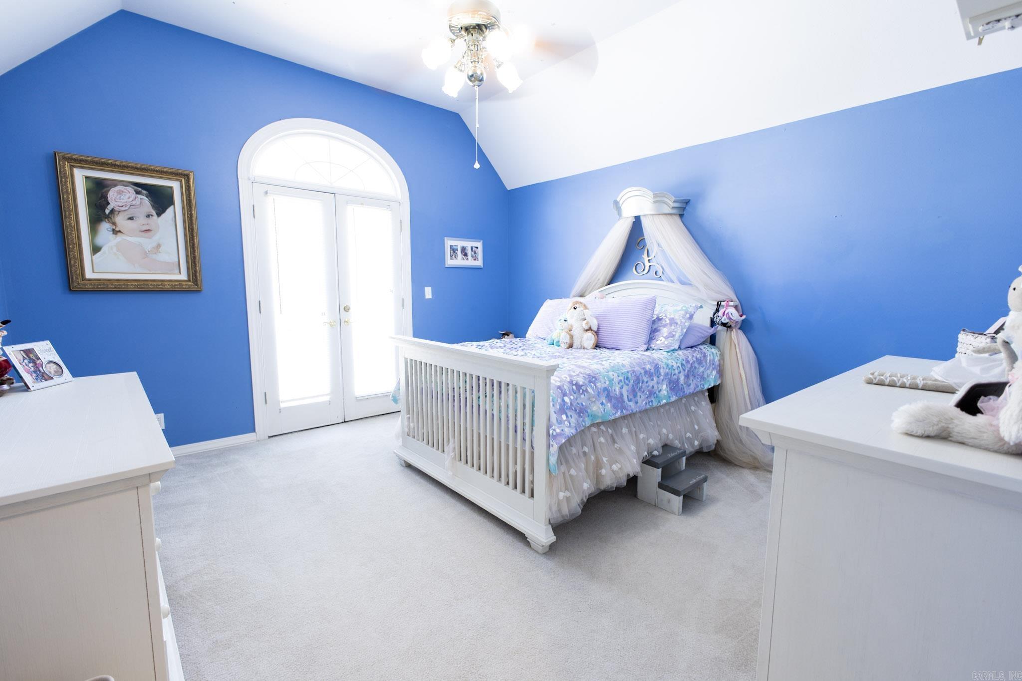 TIMBERLANE PLACE - Residential