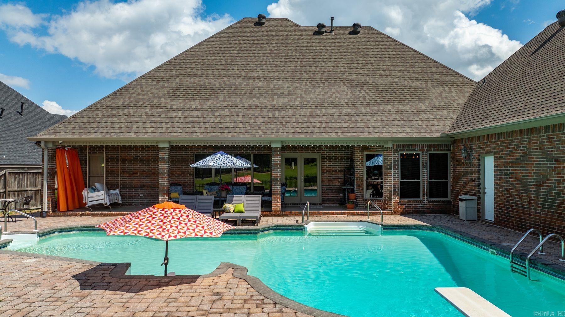 COUNTRY CLUB OF ARK THE - Residential