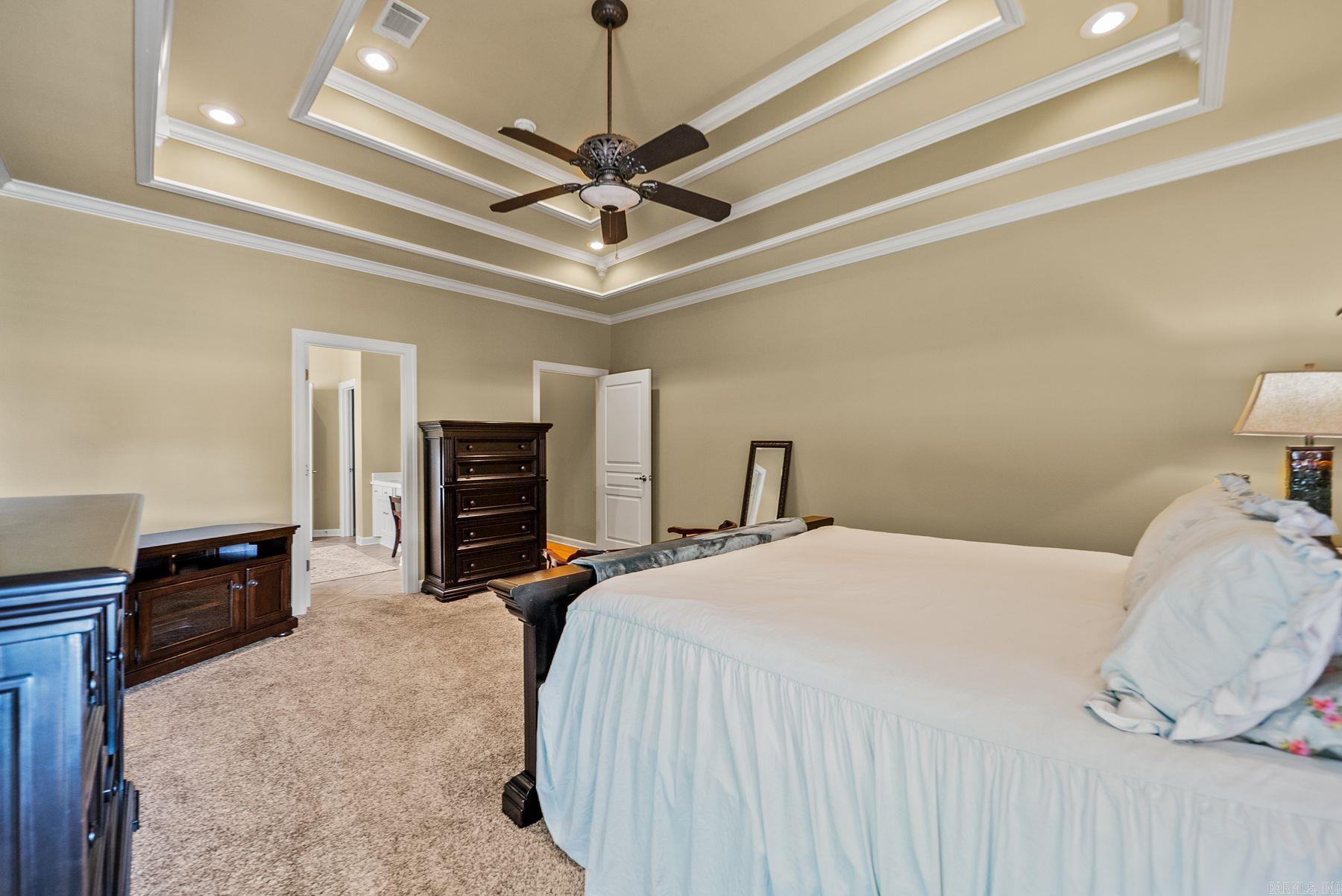 COUNTRY CLUB OF ARK THE - Residential