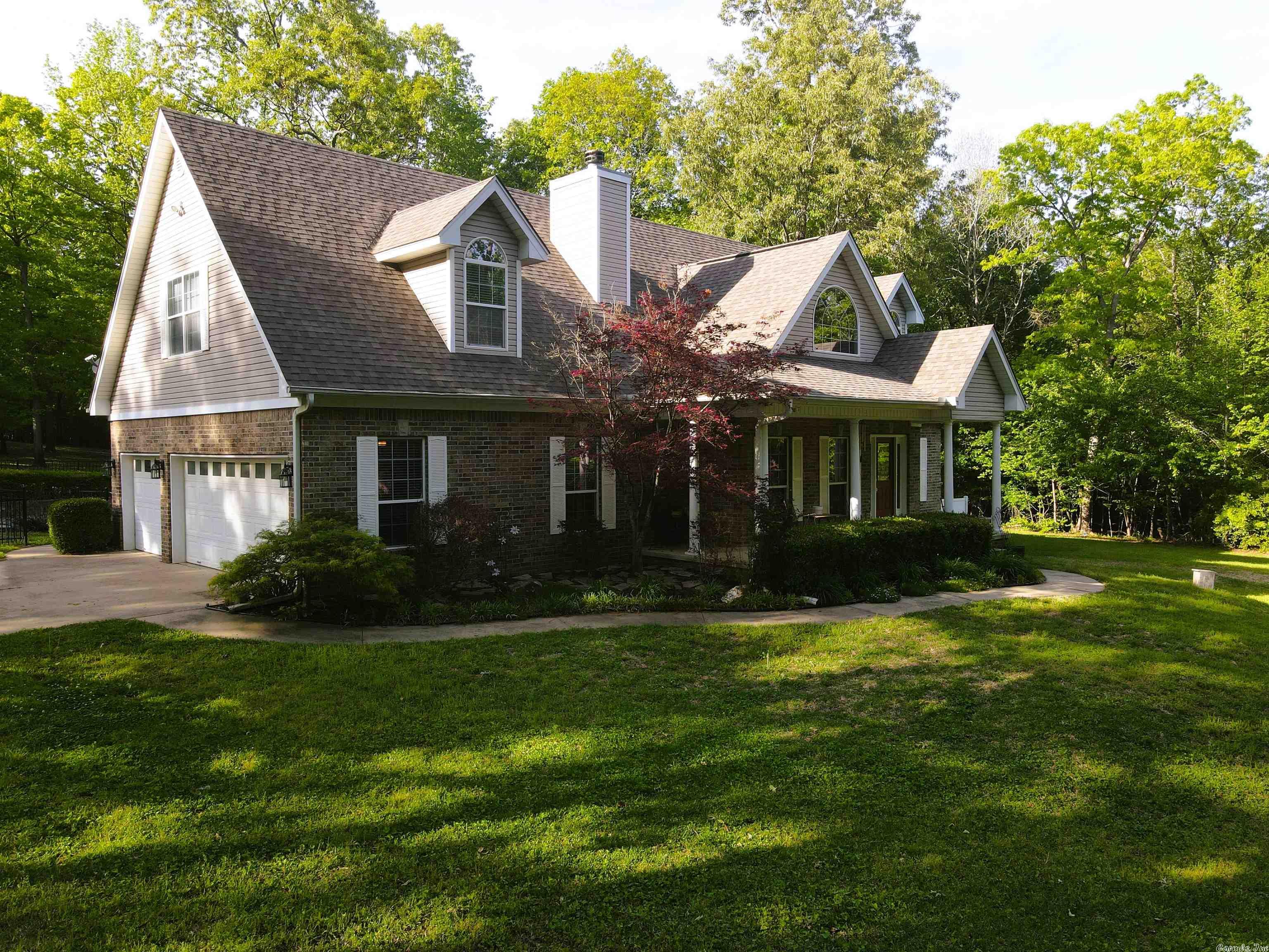 THE HILLS - Residential