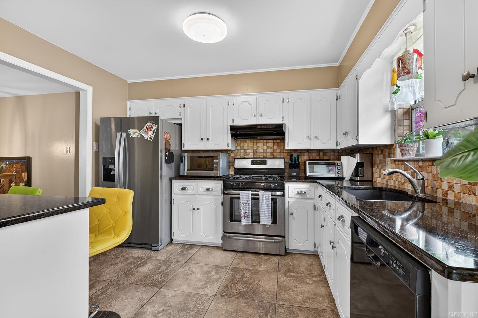 PARKWAY PLACE - Residential