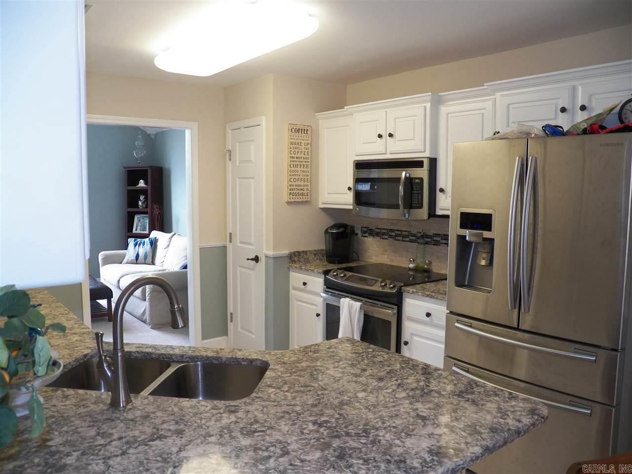 AUSTIN LAKES ON THE BAY ADDN - Residential
