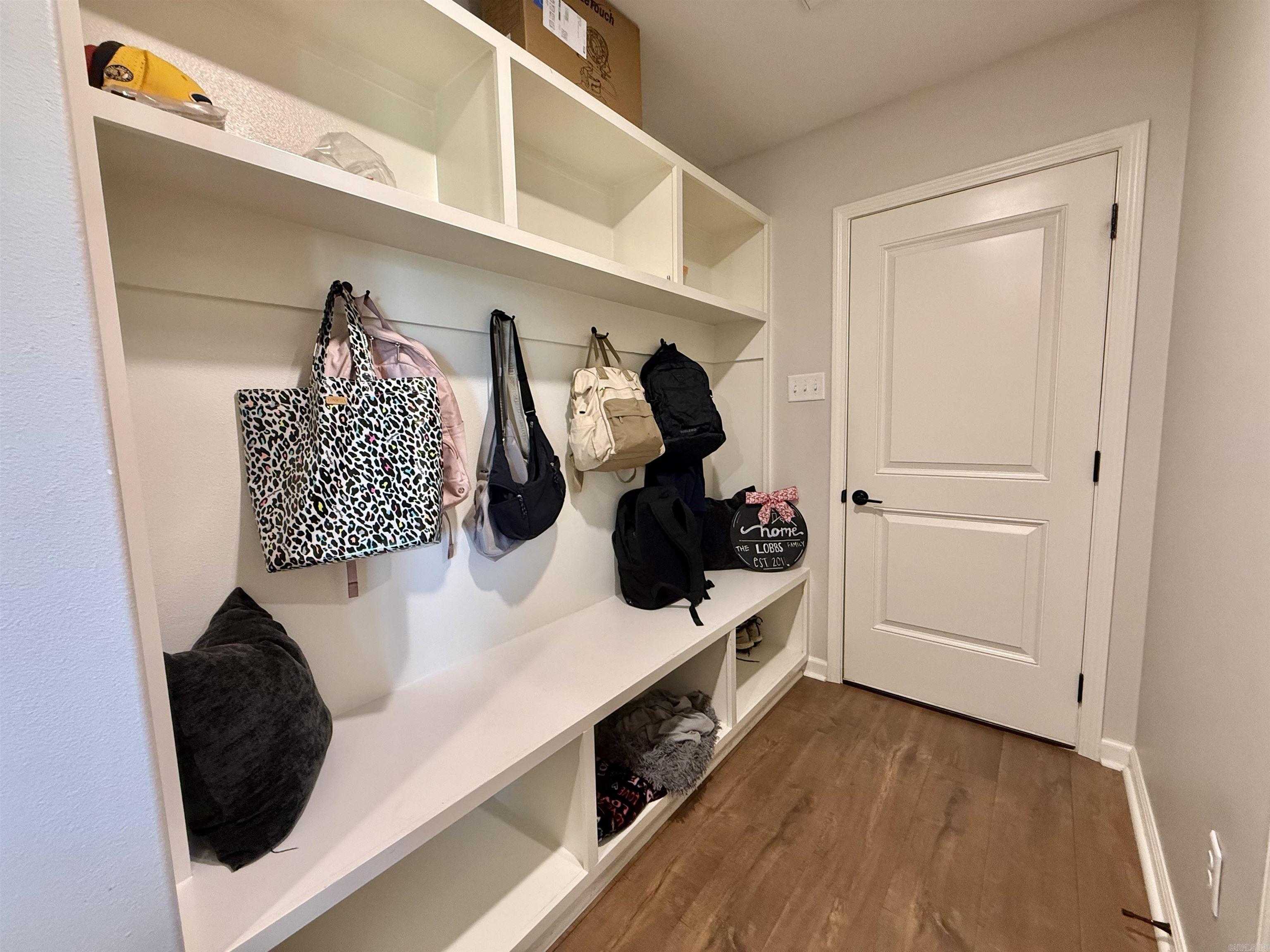 TIMBER POINT - Residential