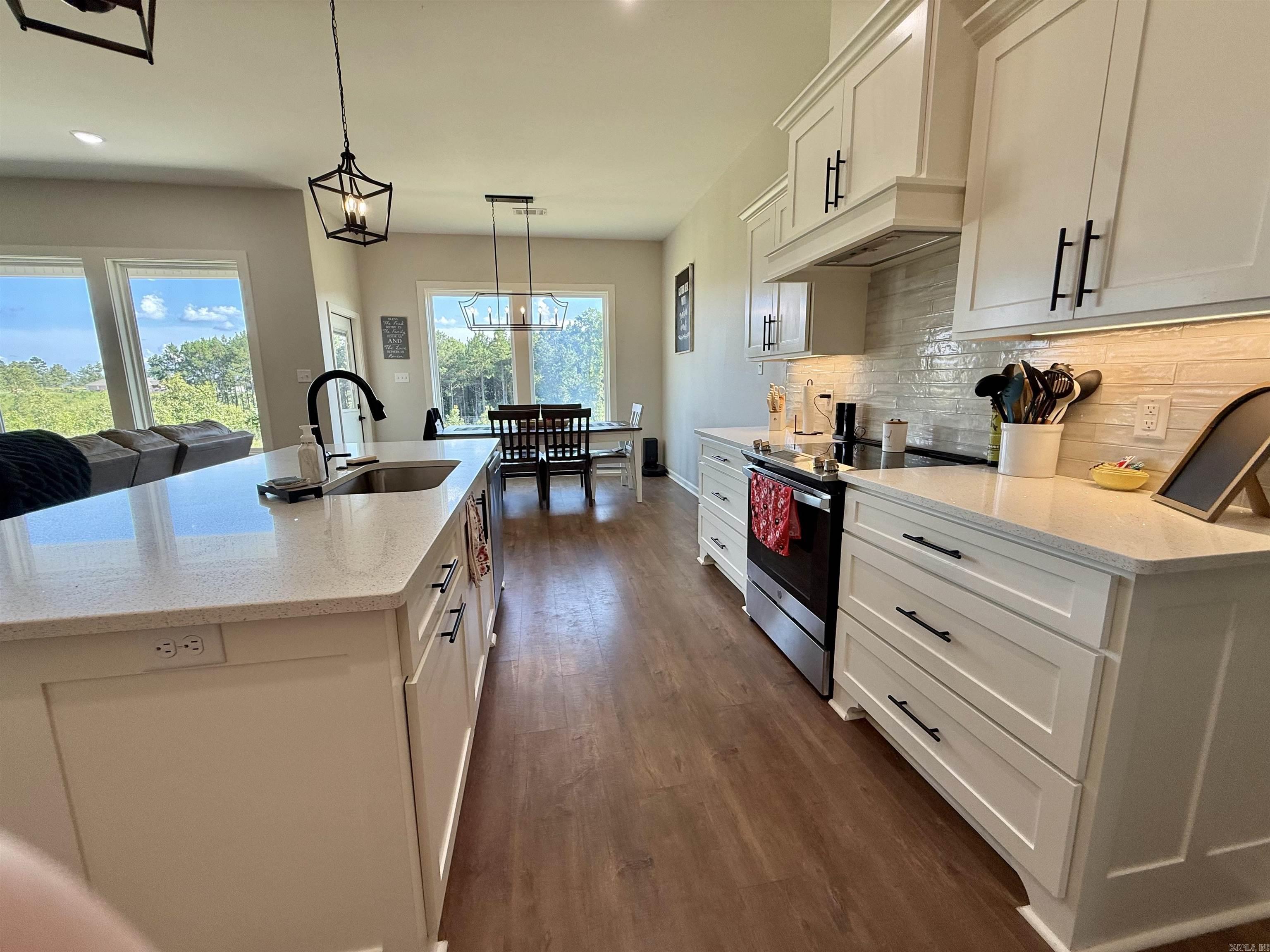 TIMBER POINT - Residential