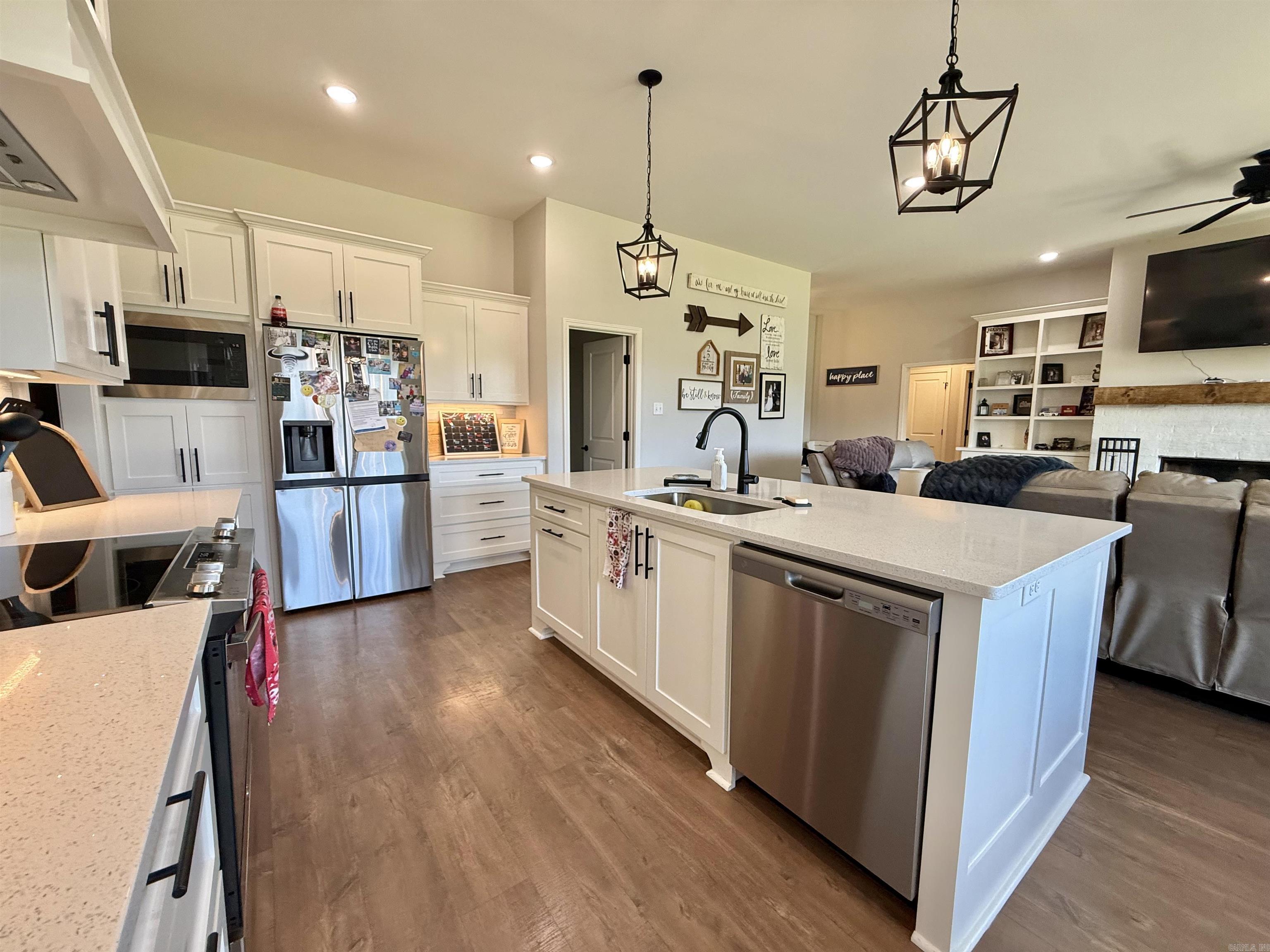 TIMBER POINT - Residential