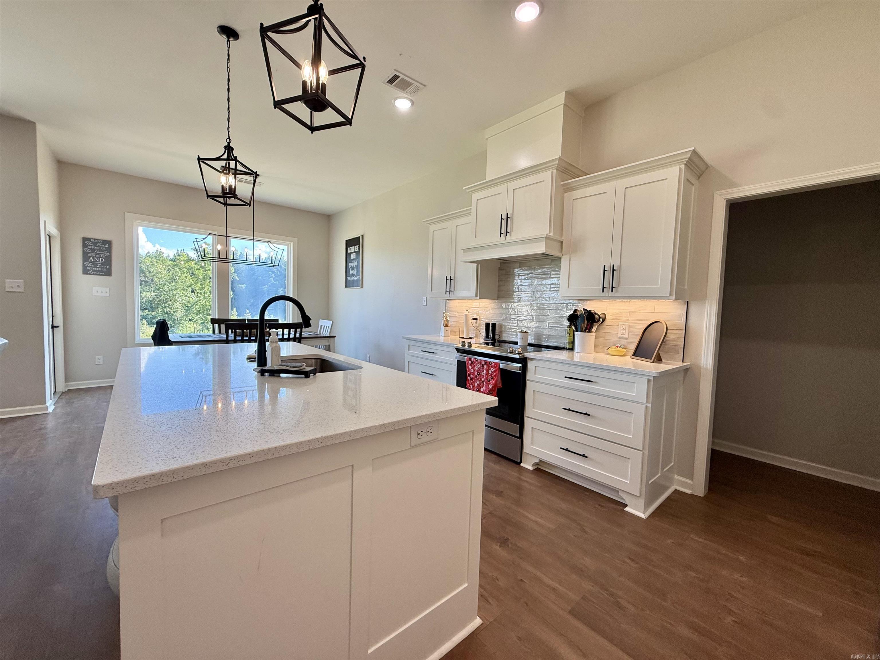 TIMBER POINT - Residential