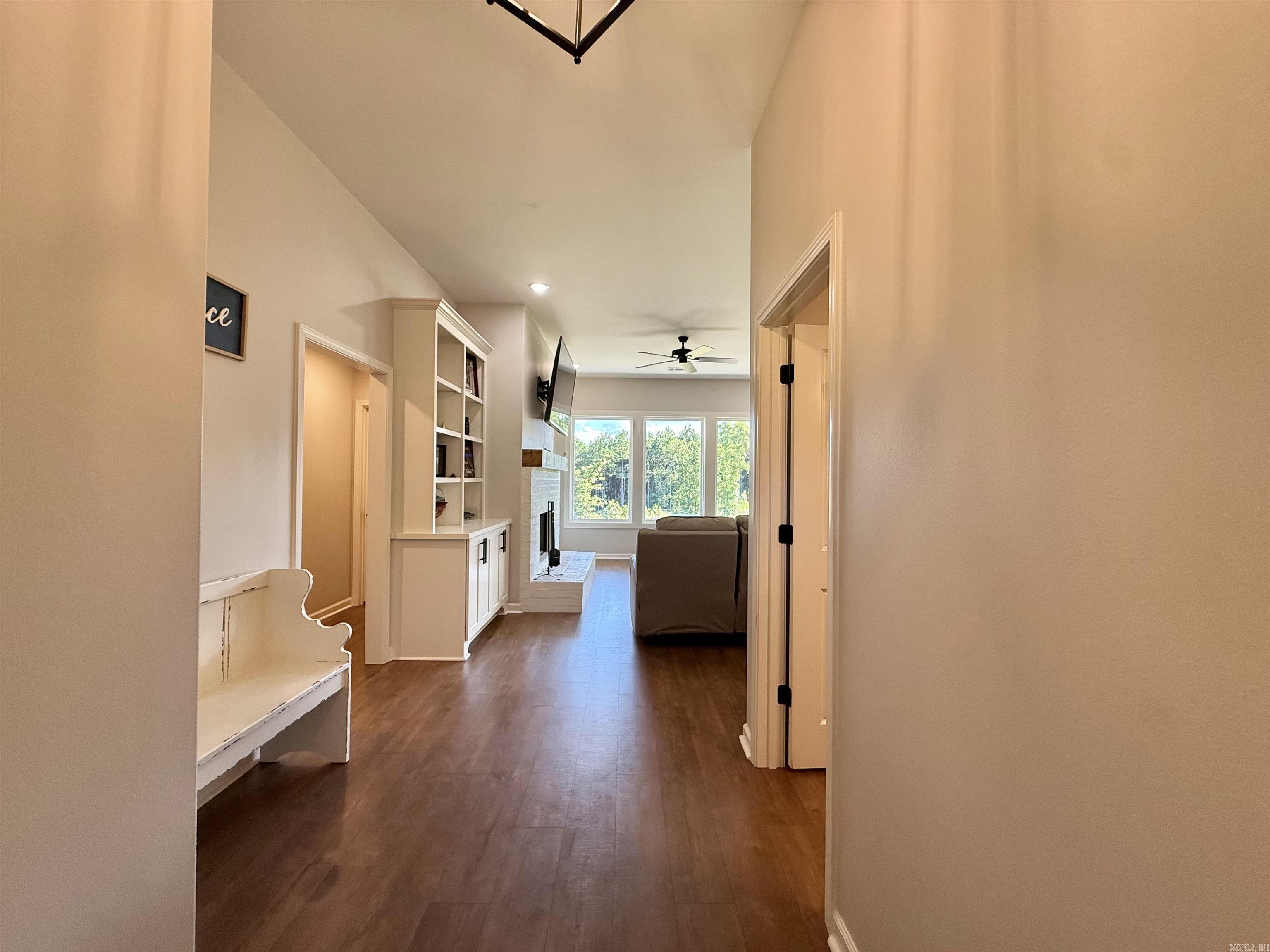 TIMBER POINT - Residential