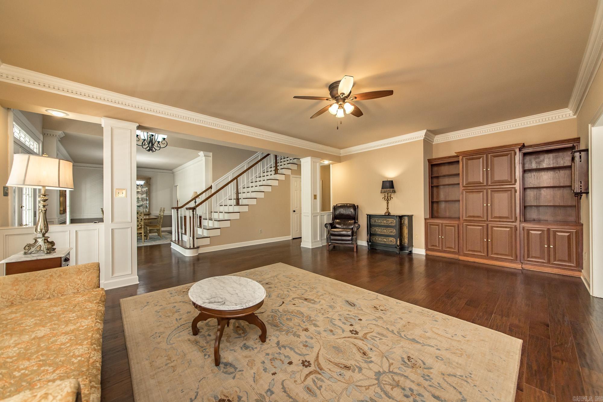 SHADY GROVE - Residential
