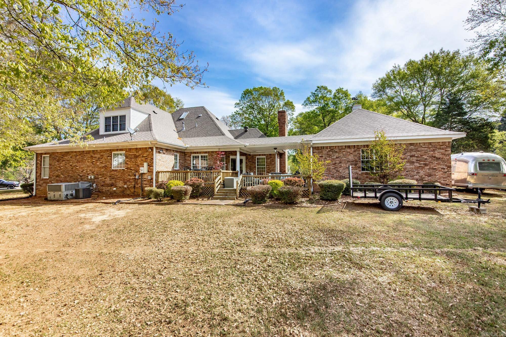 SHADY GROVE - Residential