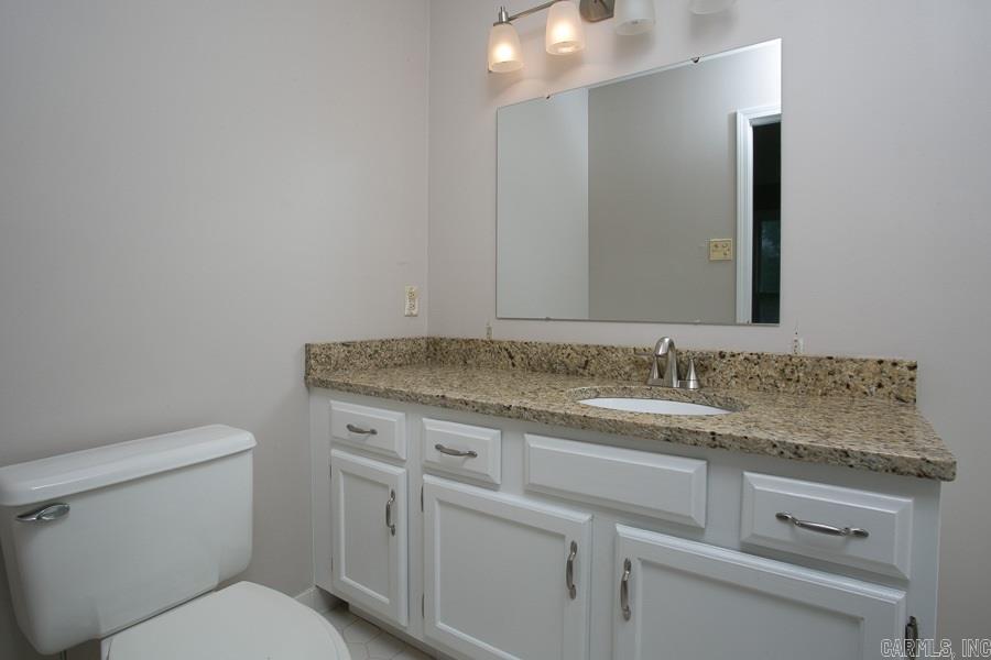 ANDOVER SQUARE - Residential