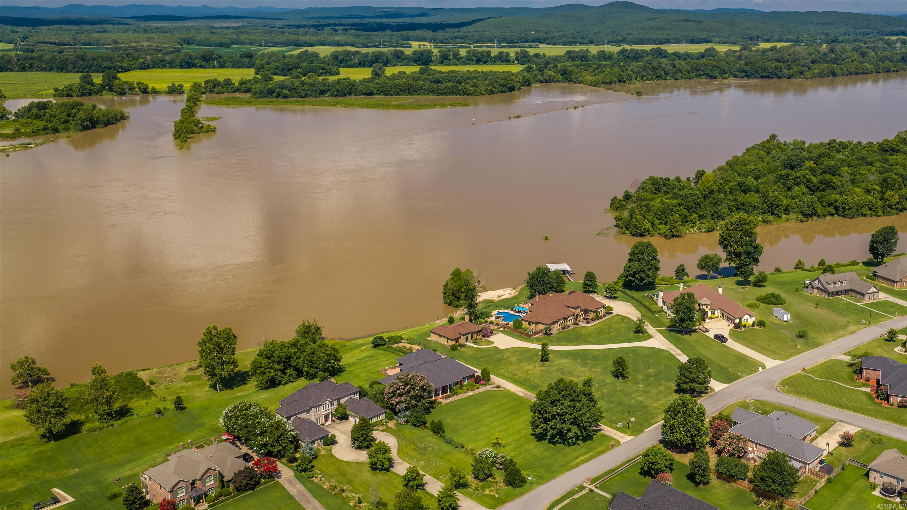 THE RIVER PLANTATION PH I - Residential
