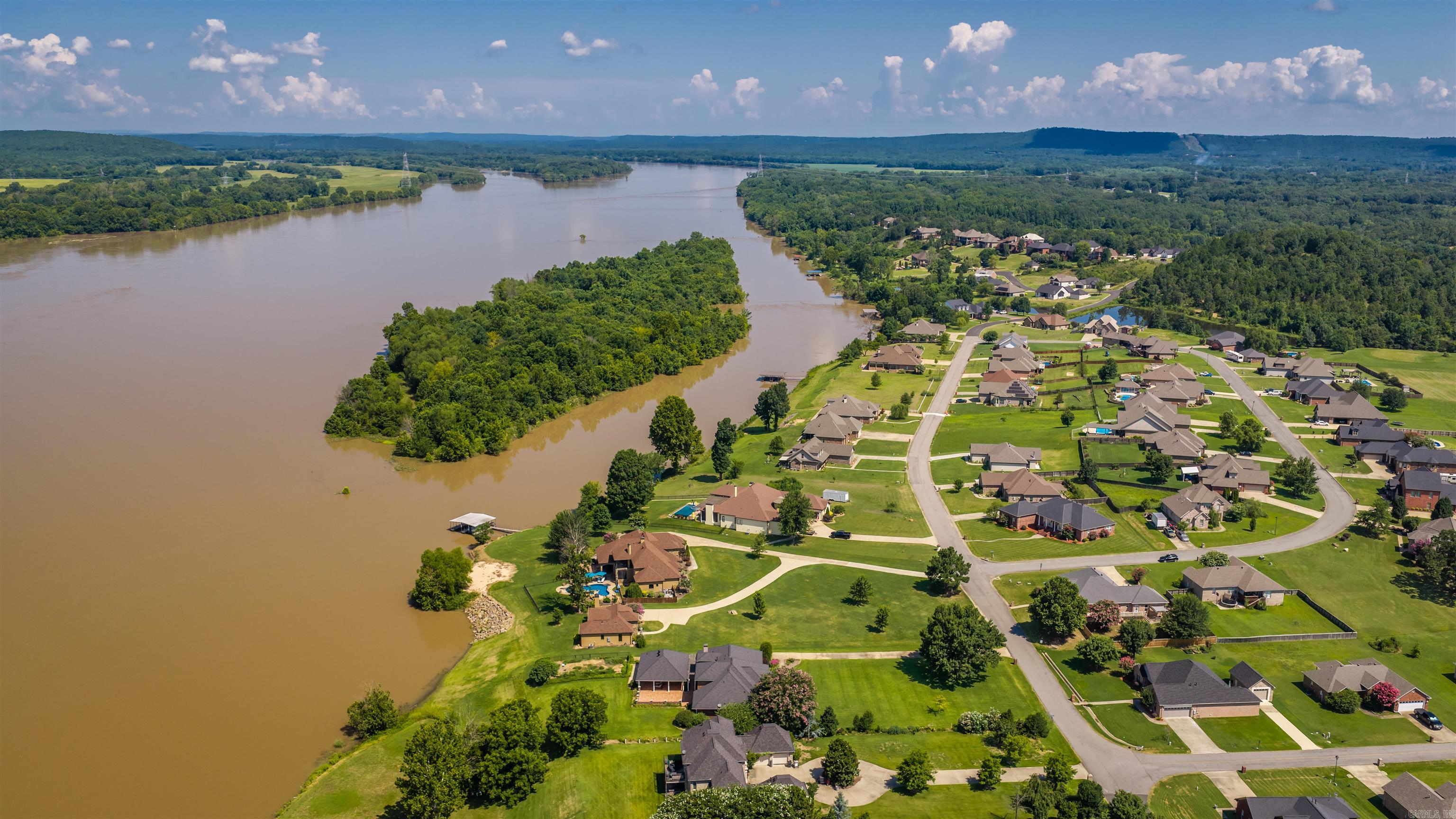 THE RIVER PLANTATION PH I - Residential