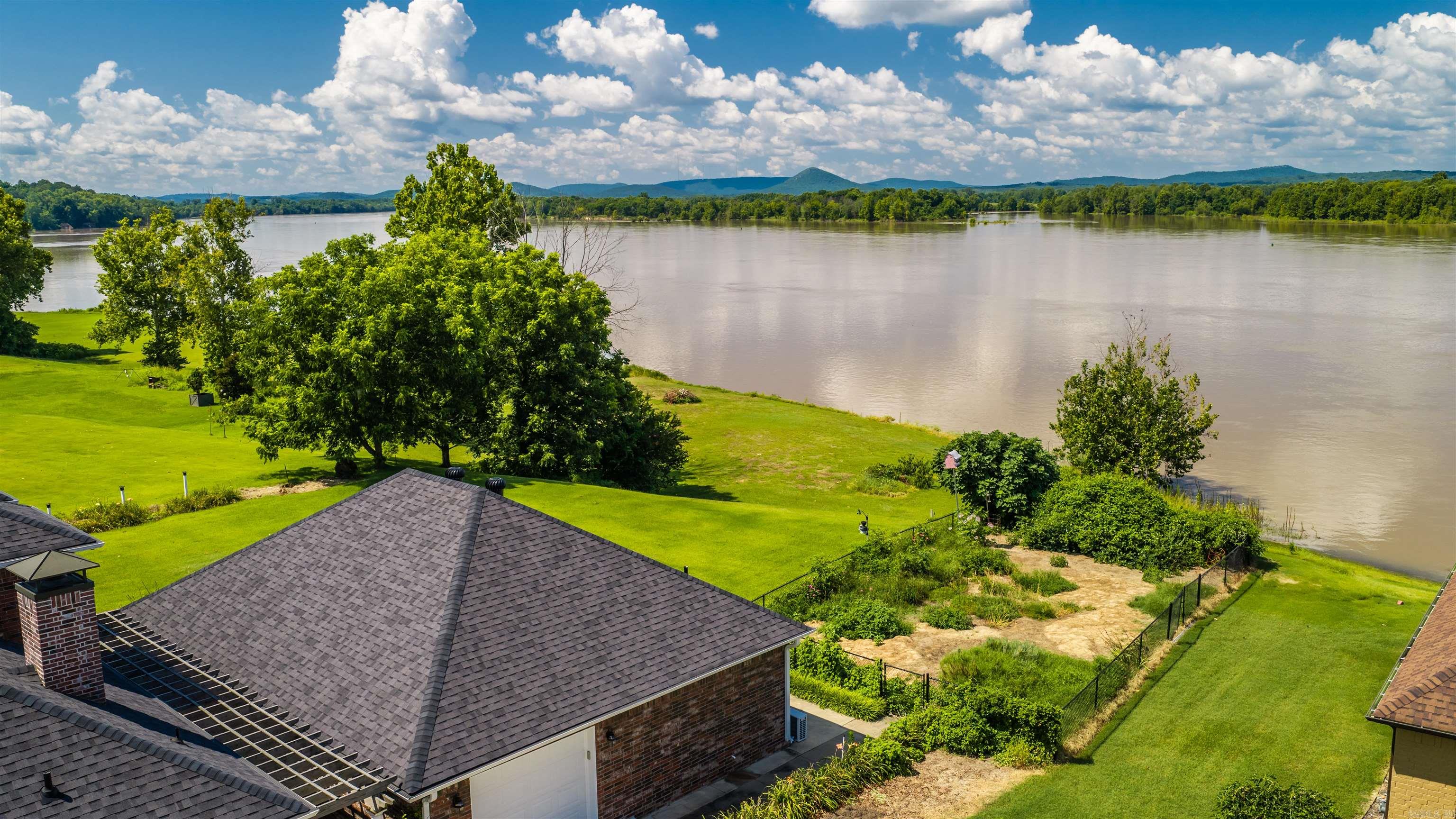 THE RIVER PLANTATION PH I - Residential