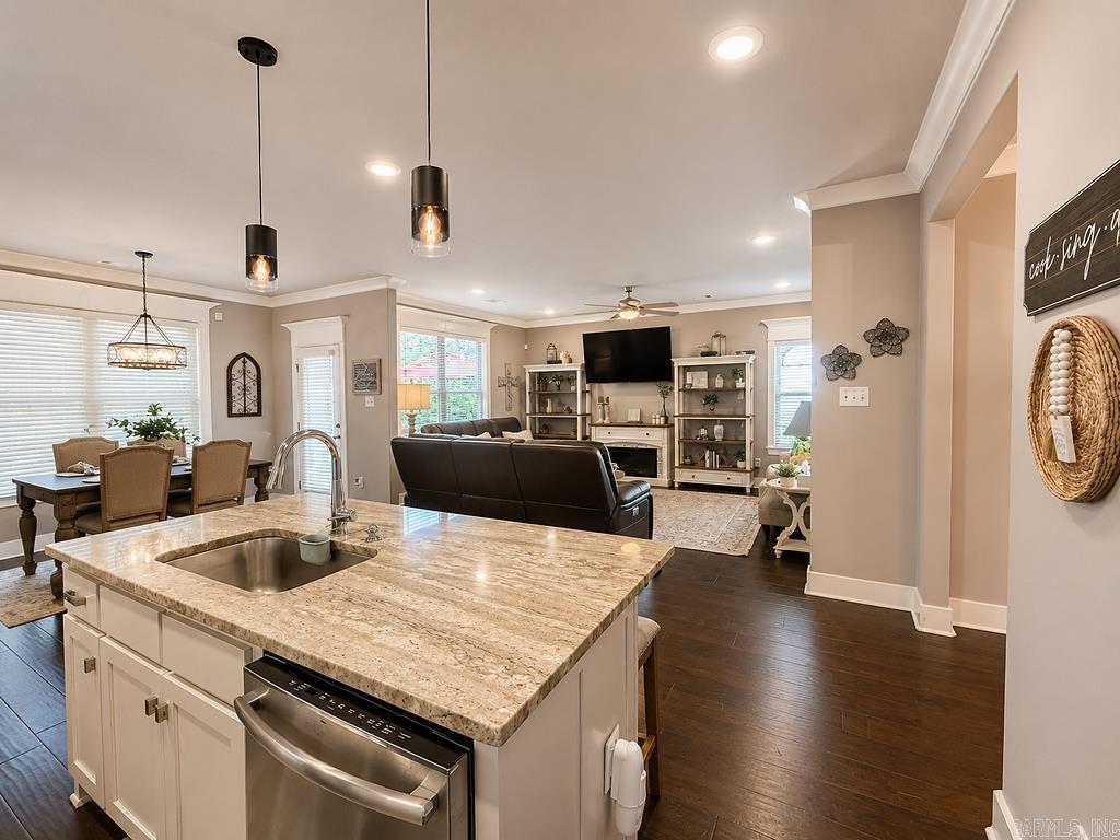 BASE MEADOWS ADDN - Residential