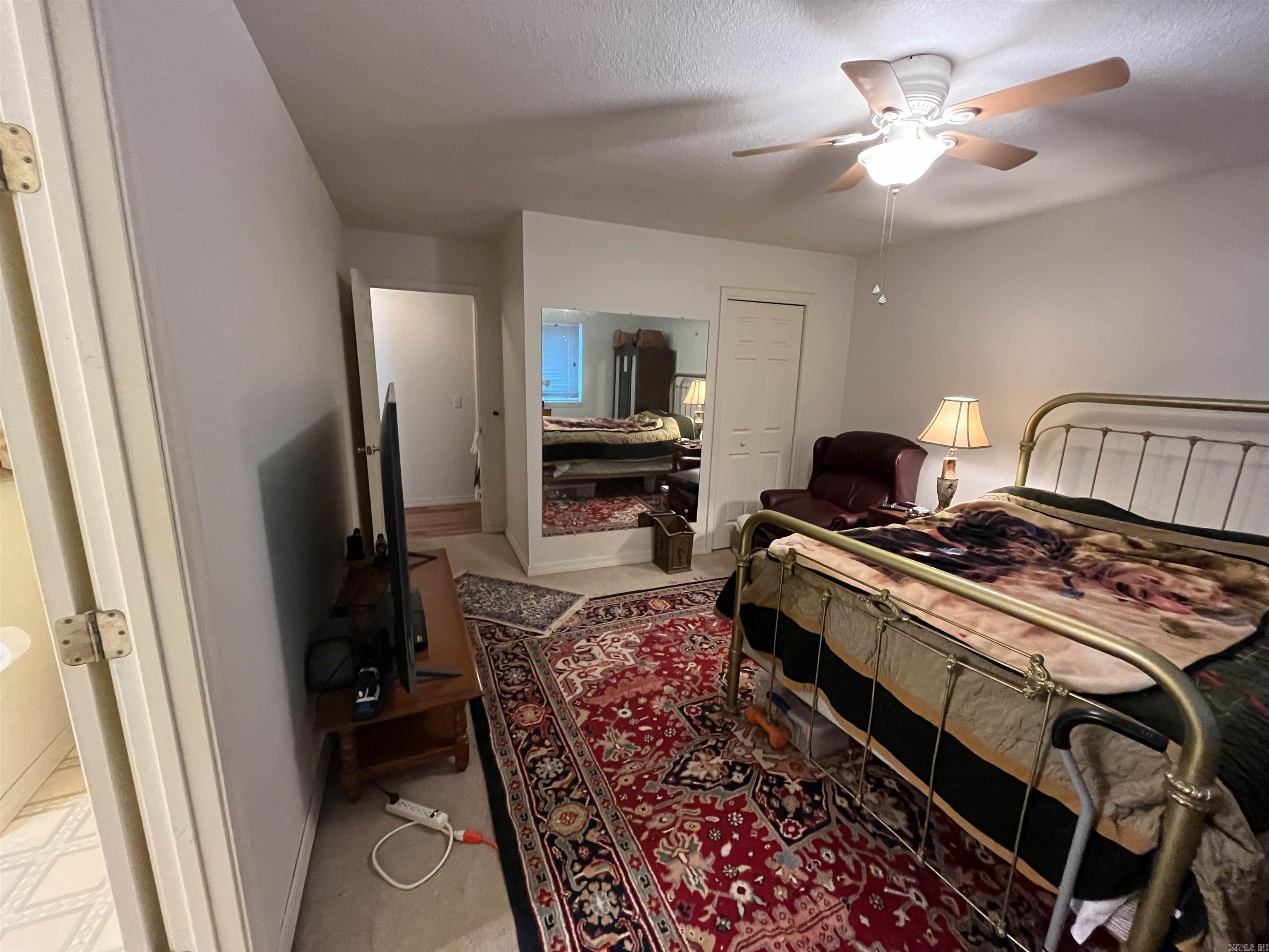 MAMMOTH SPRING ORIGINAL - Residential