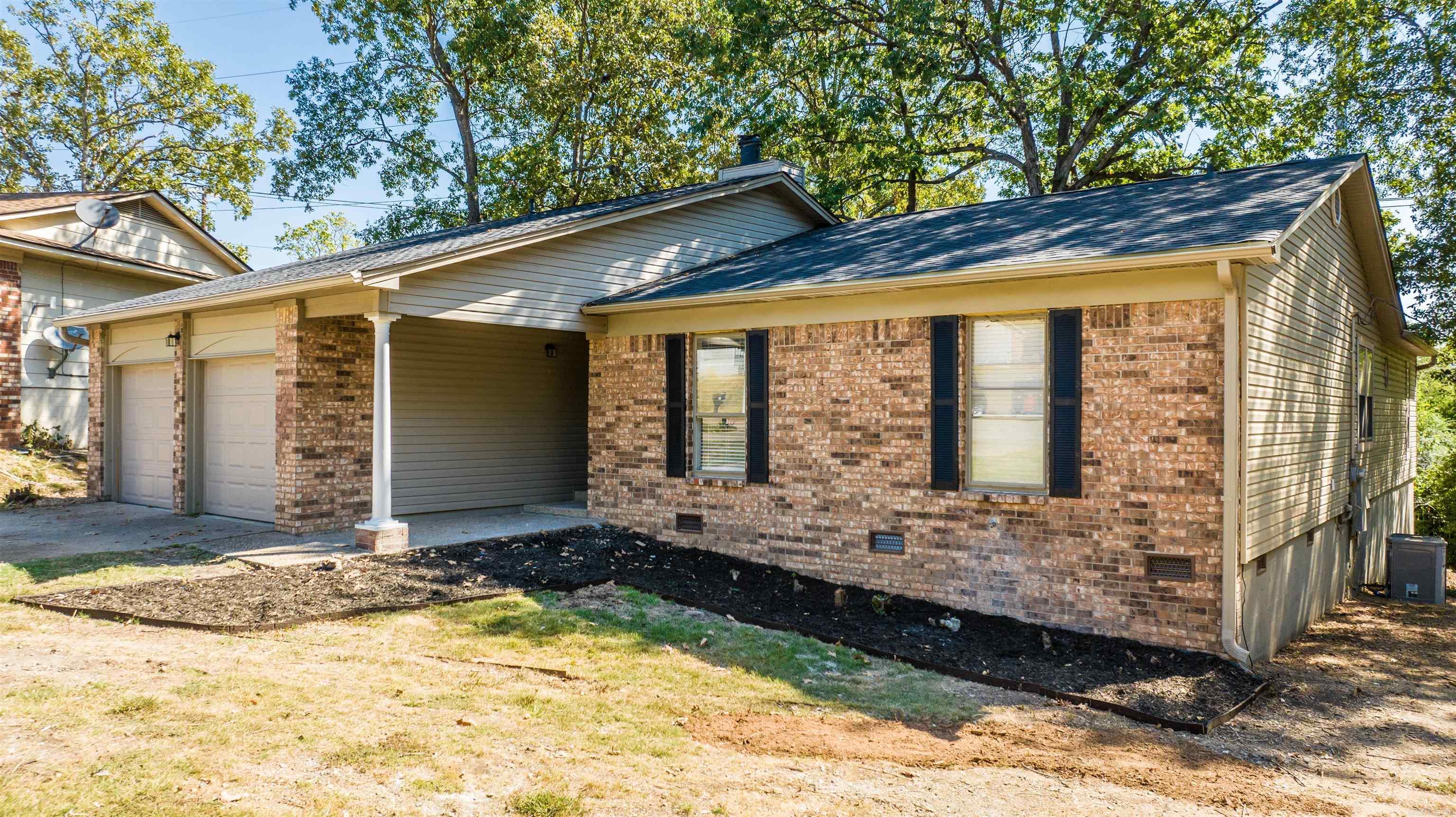 INDIAN HILLS - Residential