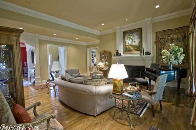 CHENAL VALLEY SOLOGNE CIRCLE - Residential