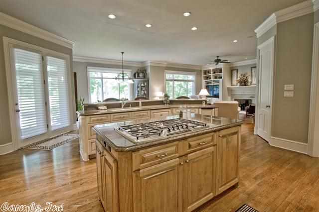 CHENAL VALLEY SOLOGNE CIRCLE - Residential