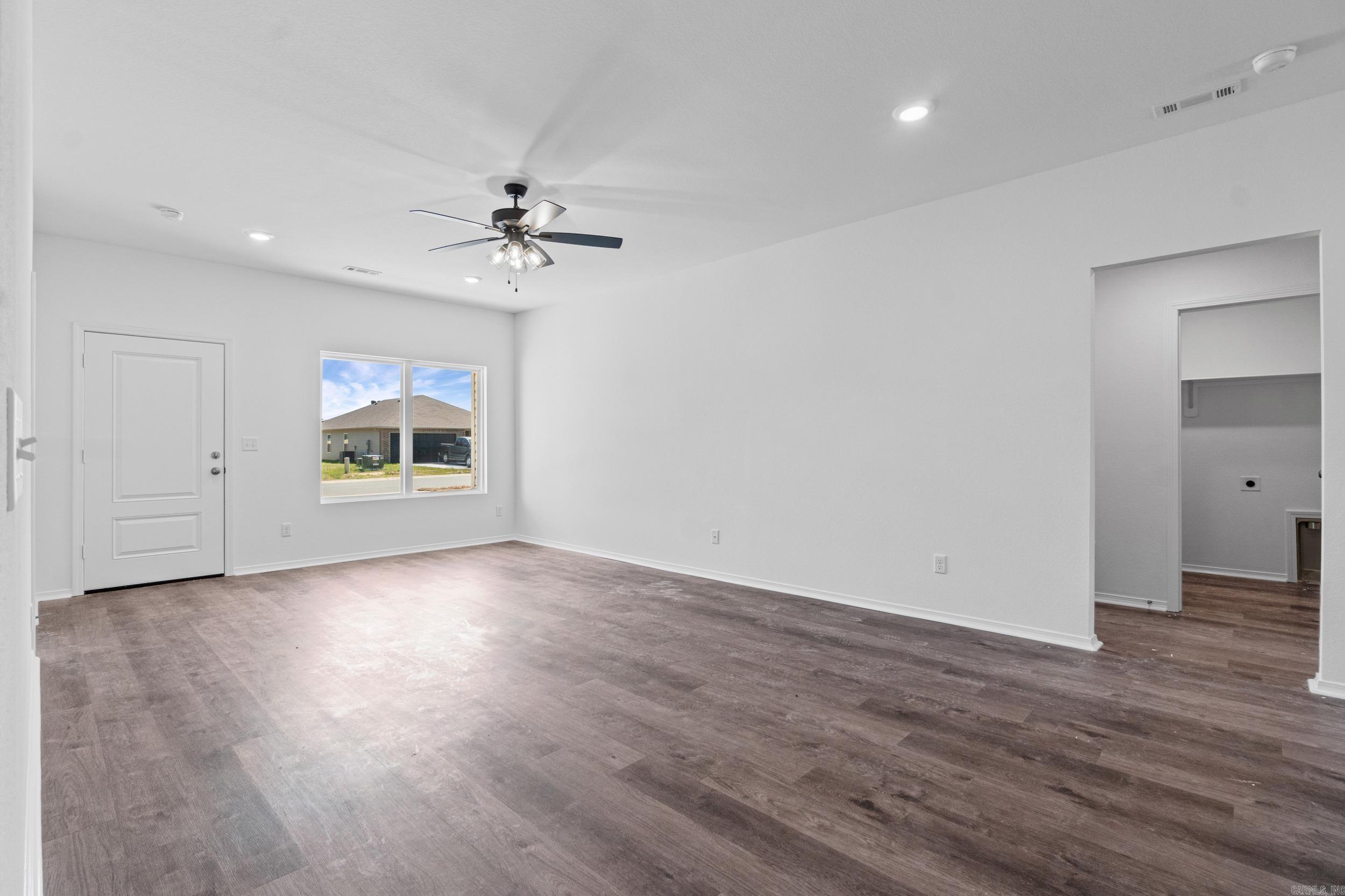 SPRINGLAKE TRAILS - Residential