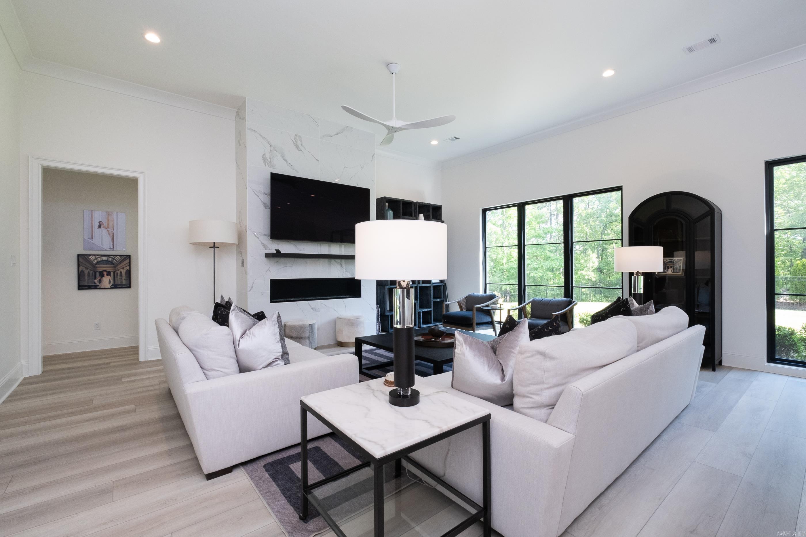 CHENAL VALLEY "FALSTONE COURT" - Residential