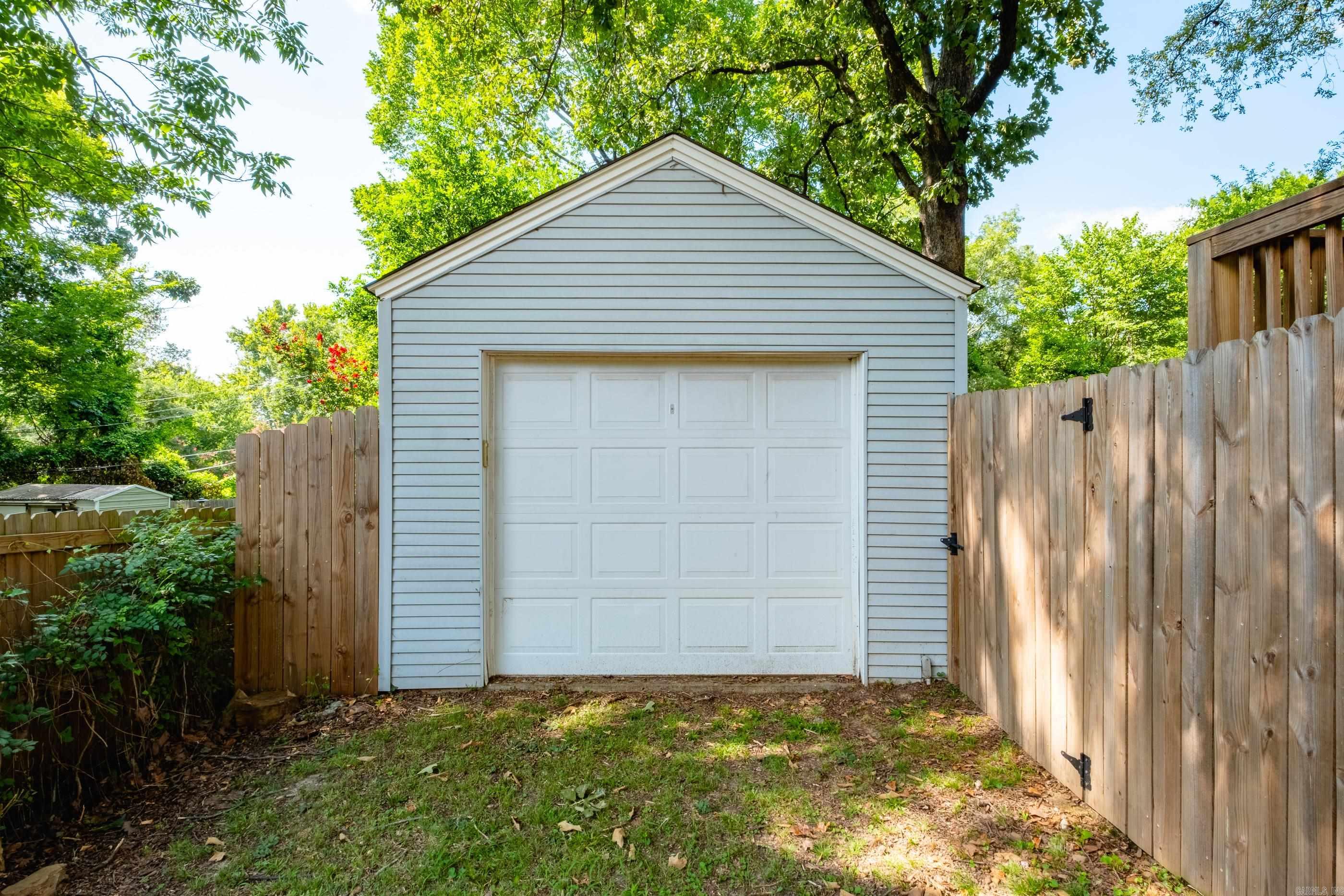 WESTOVER HILLS - Residential