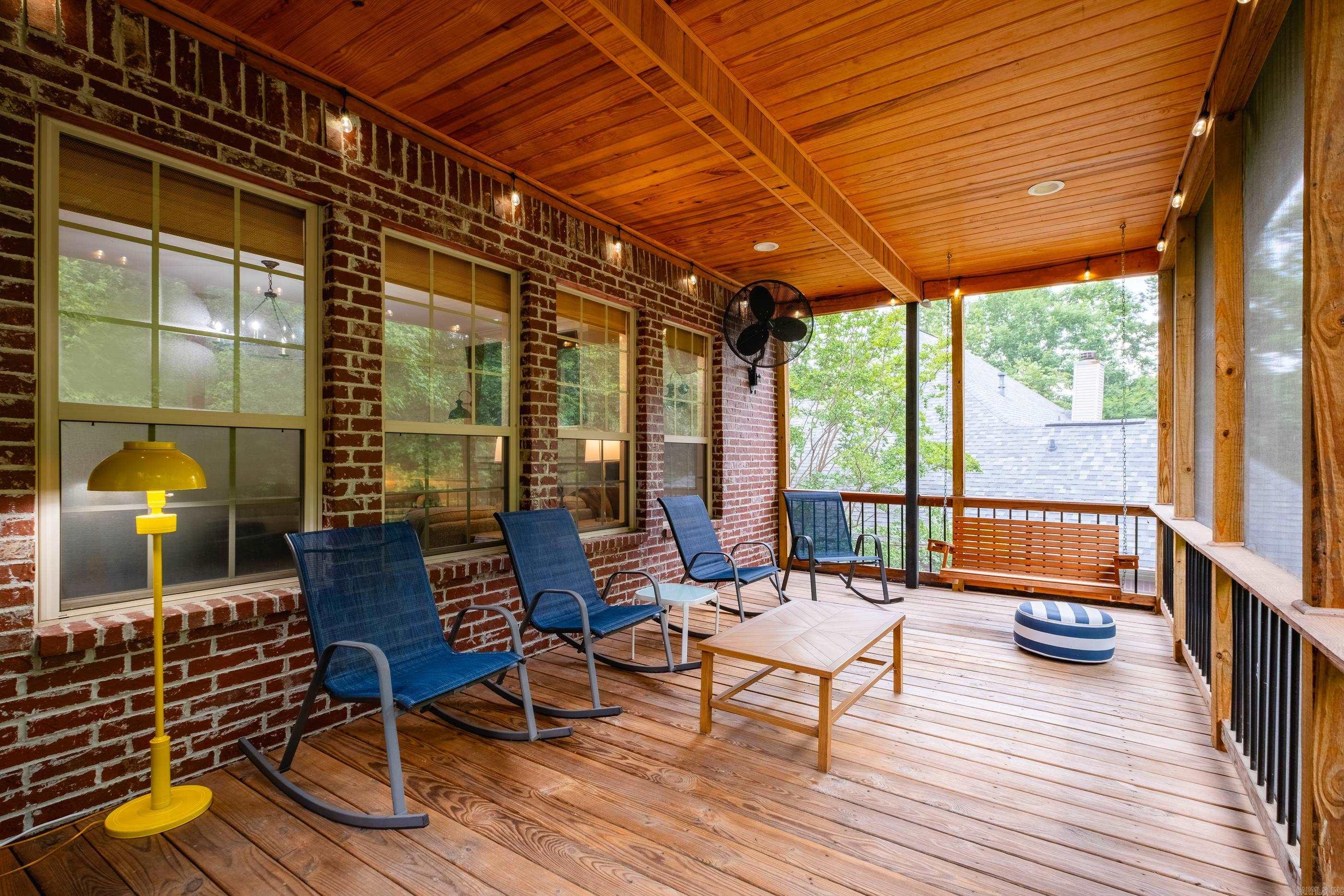 WOODLANDS EDGE - Residential