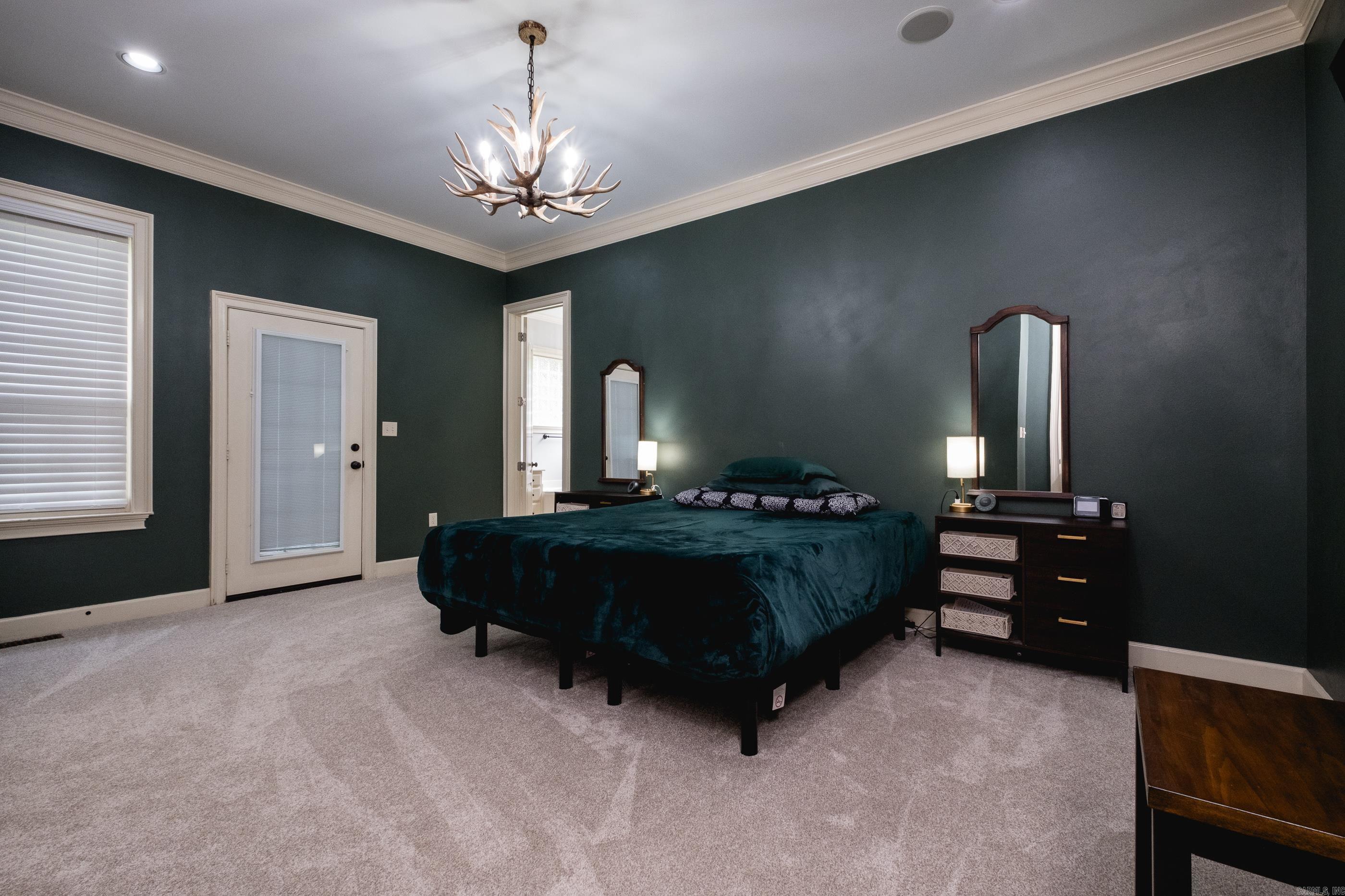 WOODLANDS EDGE - Residential