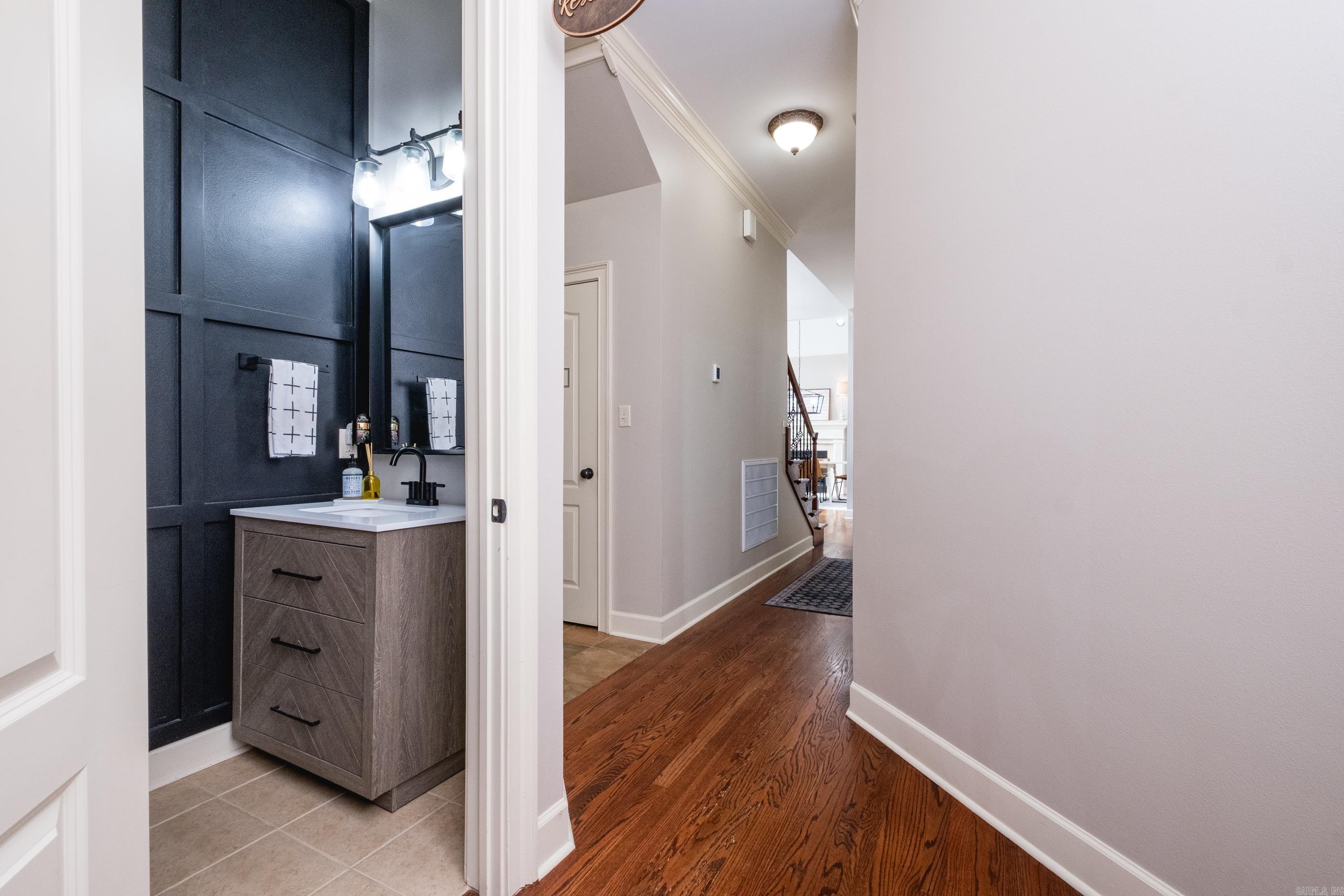 WOODLANDS EDGE - Residential