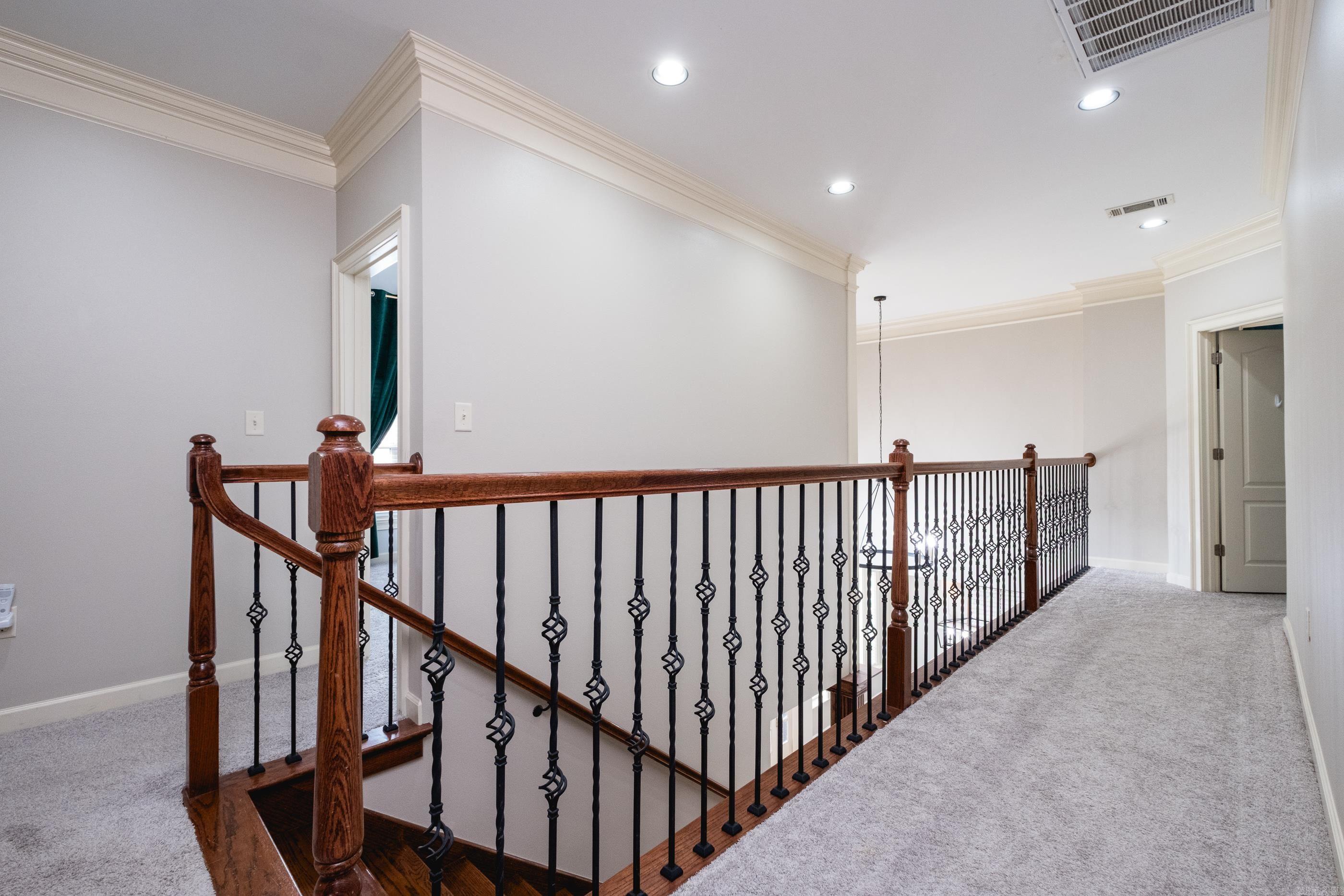 WOODLANDS EDGE - Residential