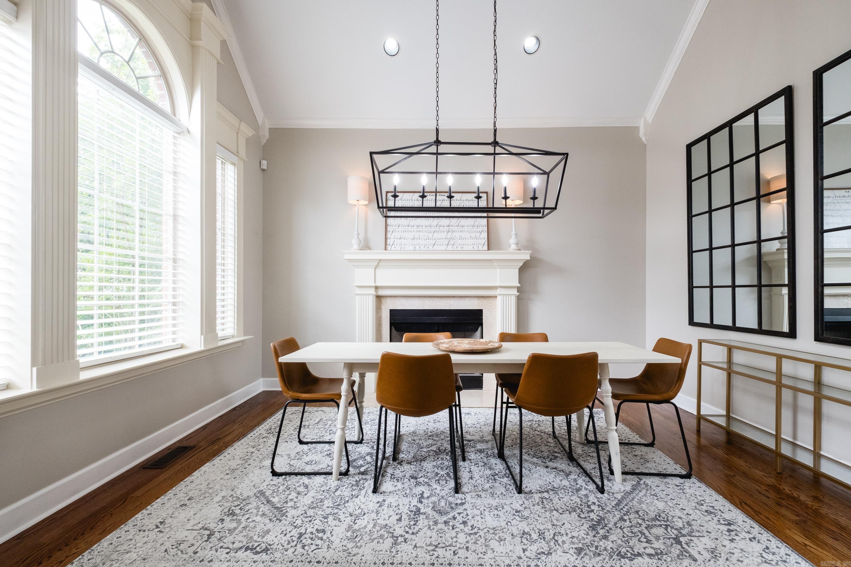 WOODLANDS EDGE - Residential