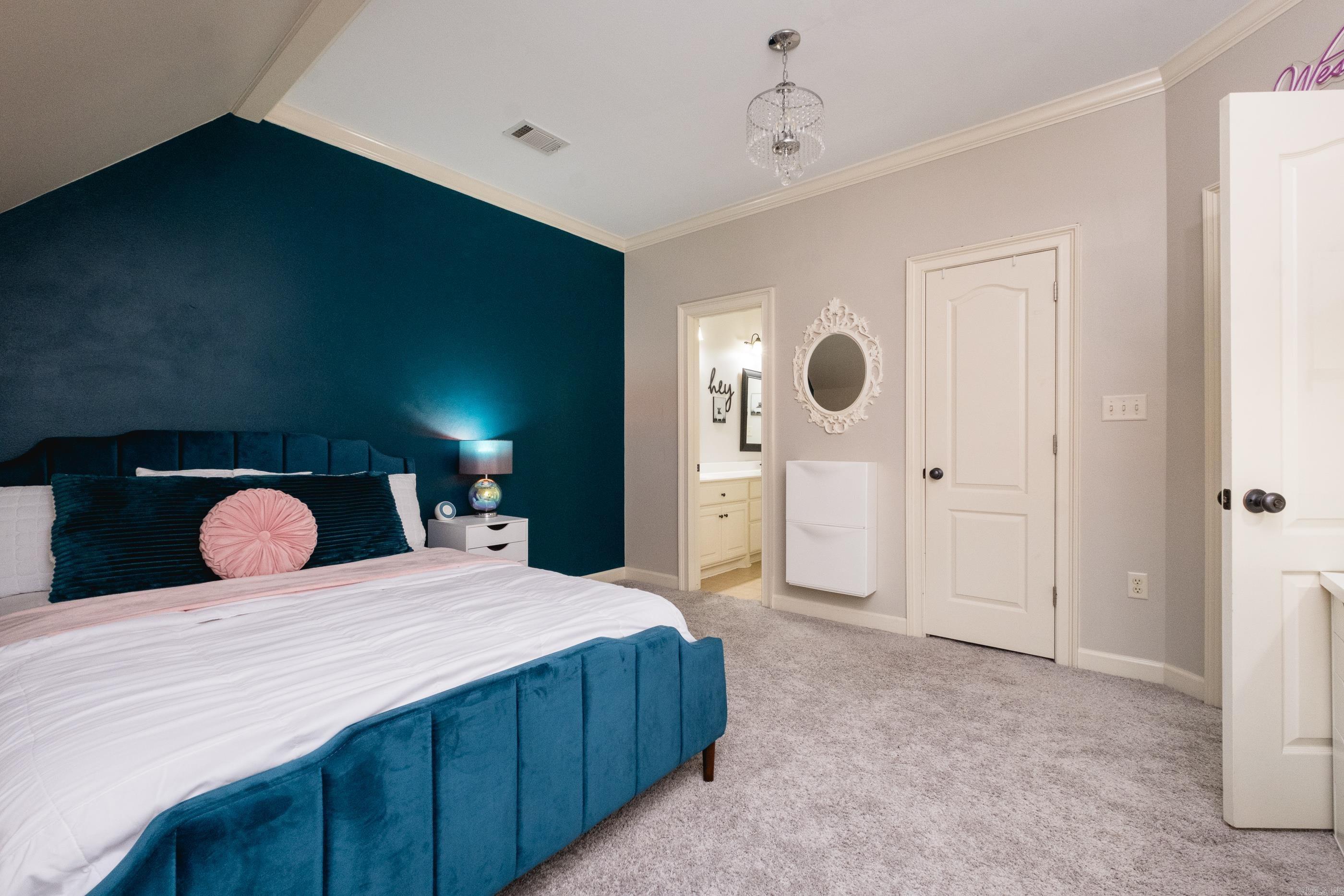 WOODLANDS EDGE - Residential