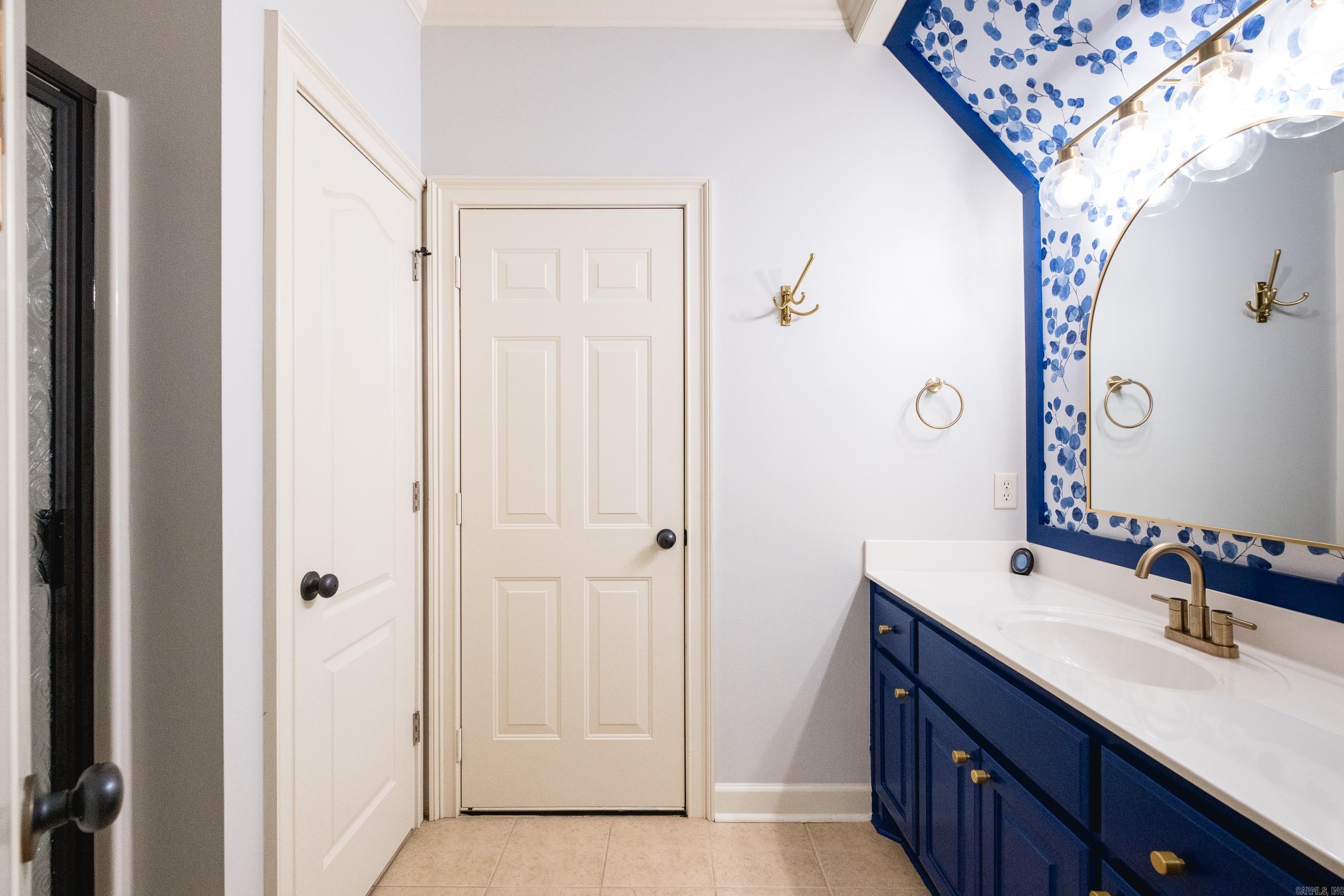 WOODLANDS EDGE - Residential