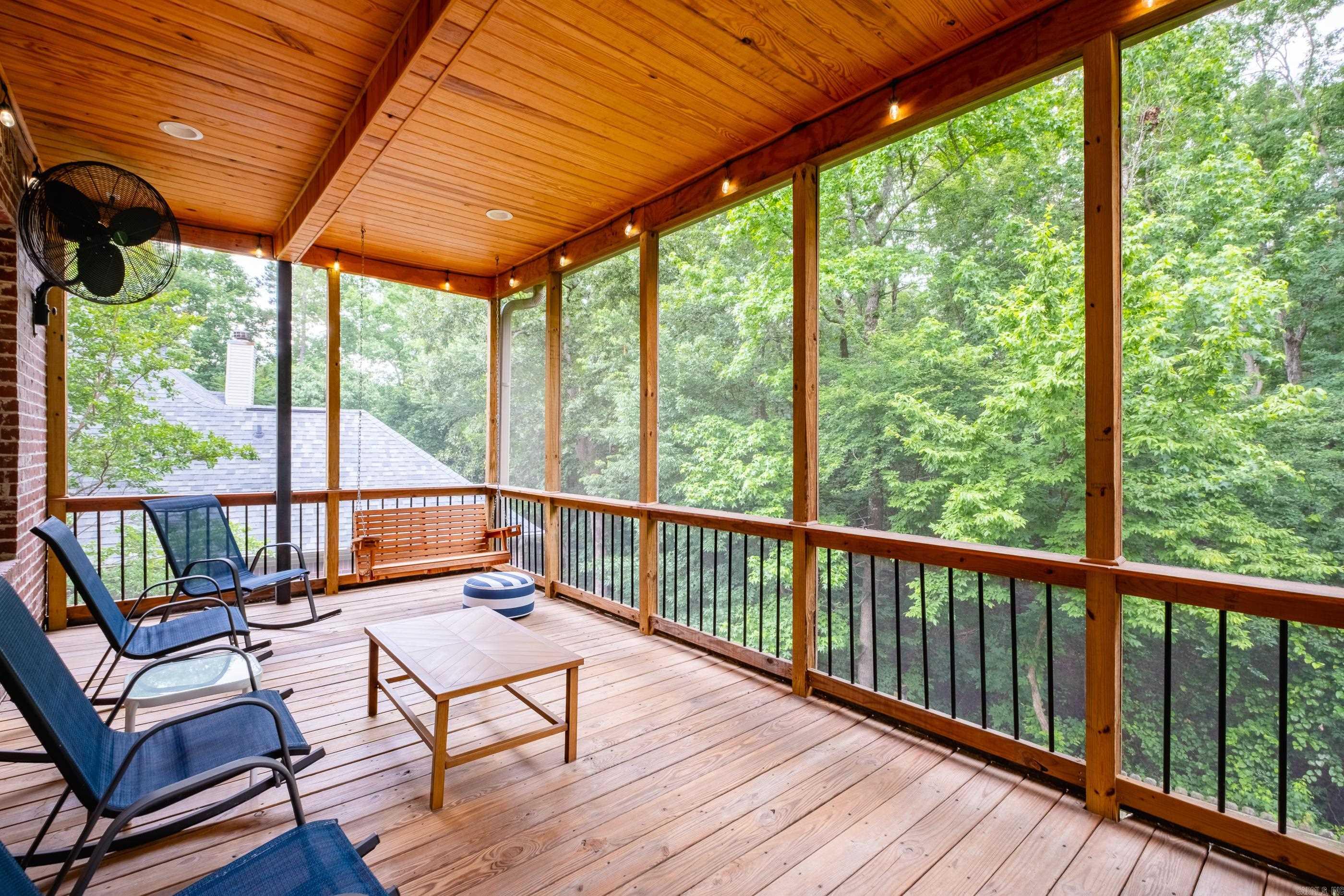 WOODLANDS EDGE - Residential