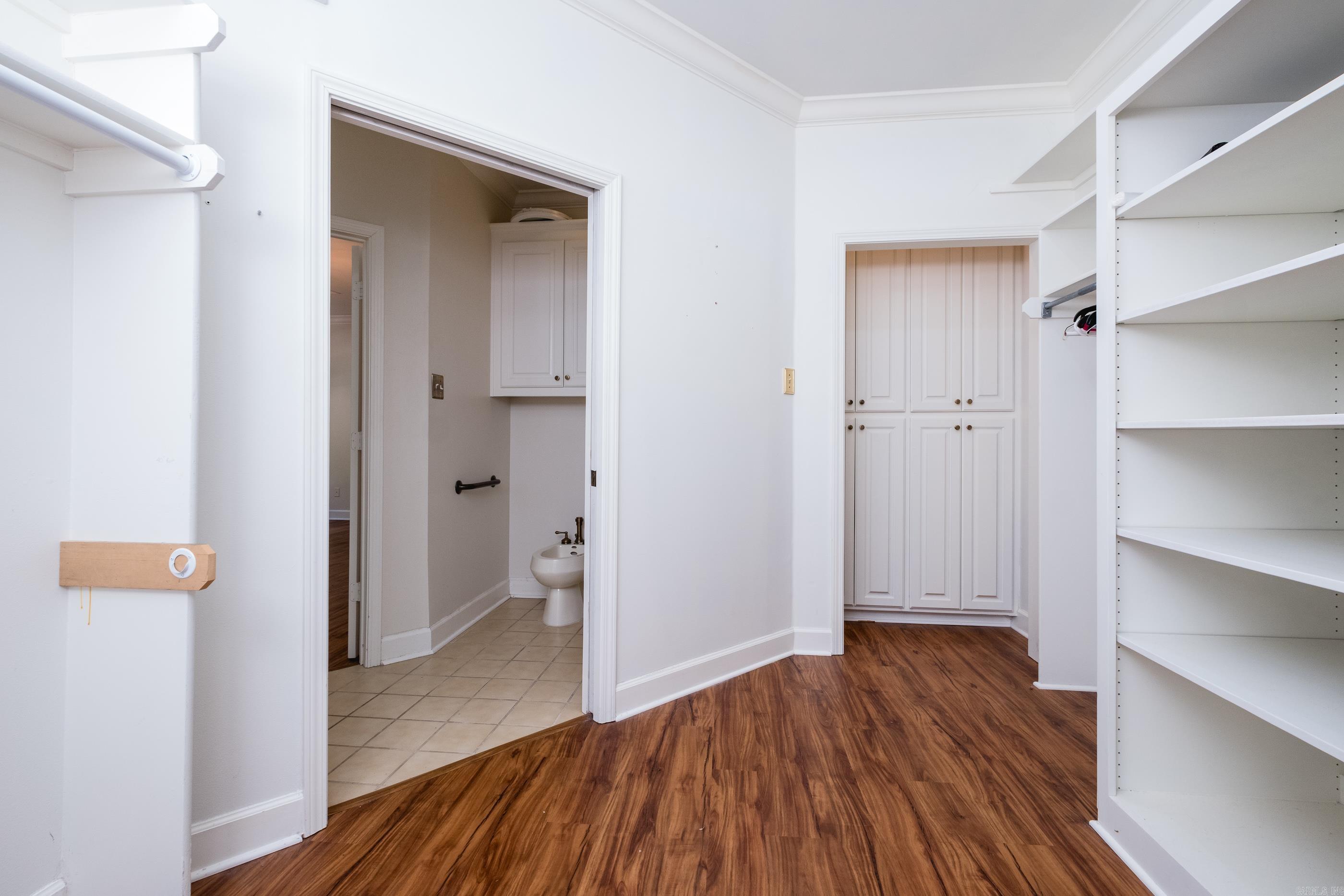 HUNTERS GREEN ESTATES - Residential