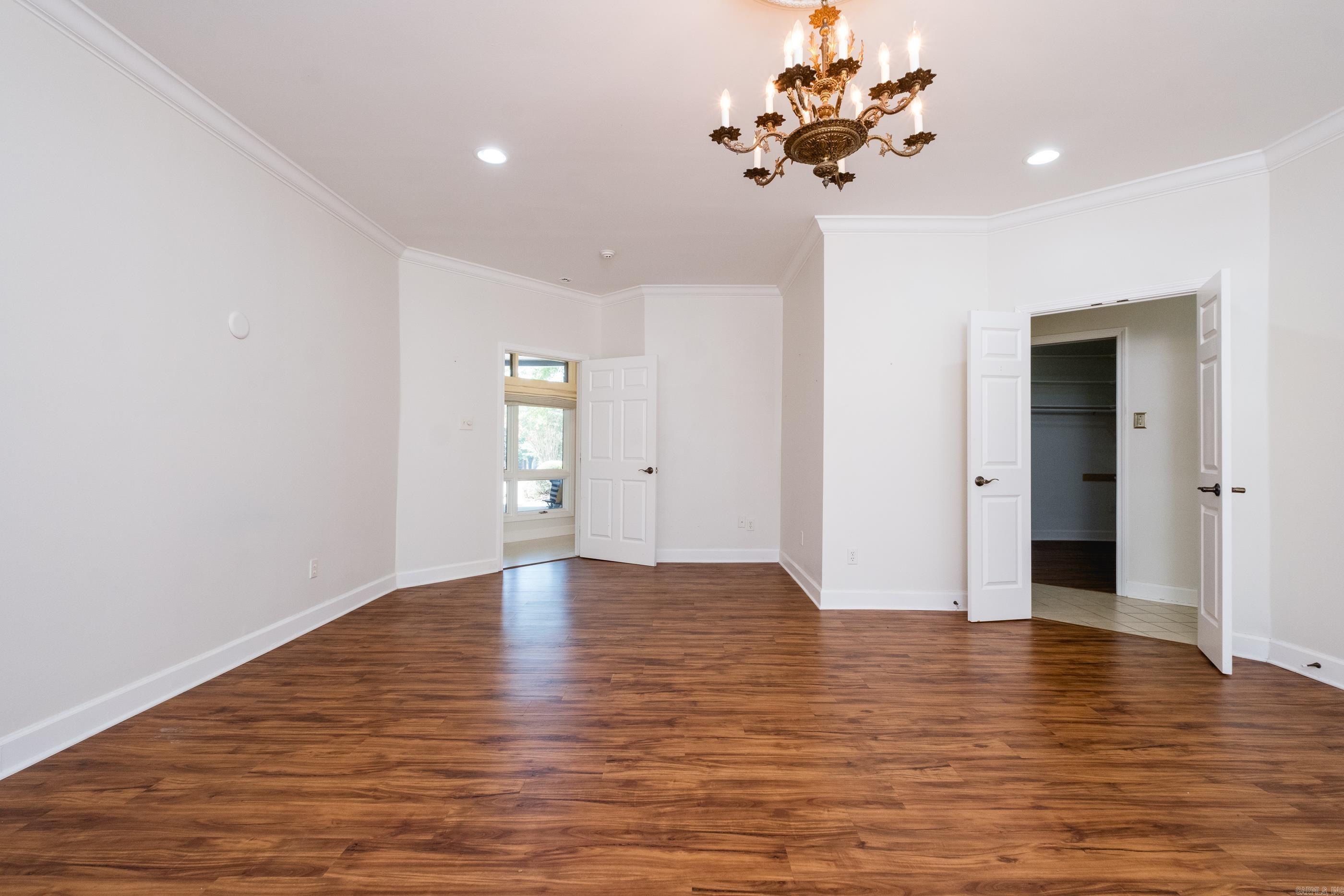 HUNTERS GREEN ESTATES - Residential