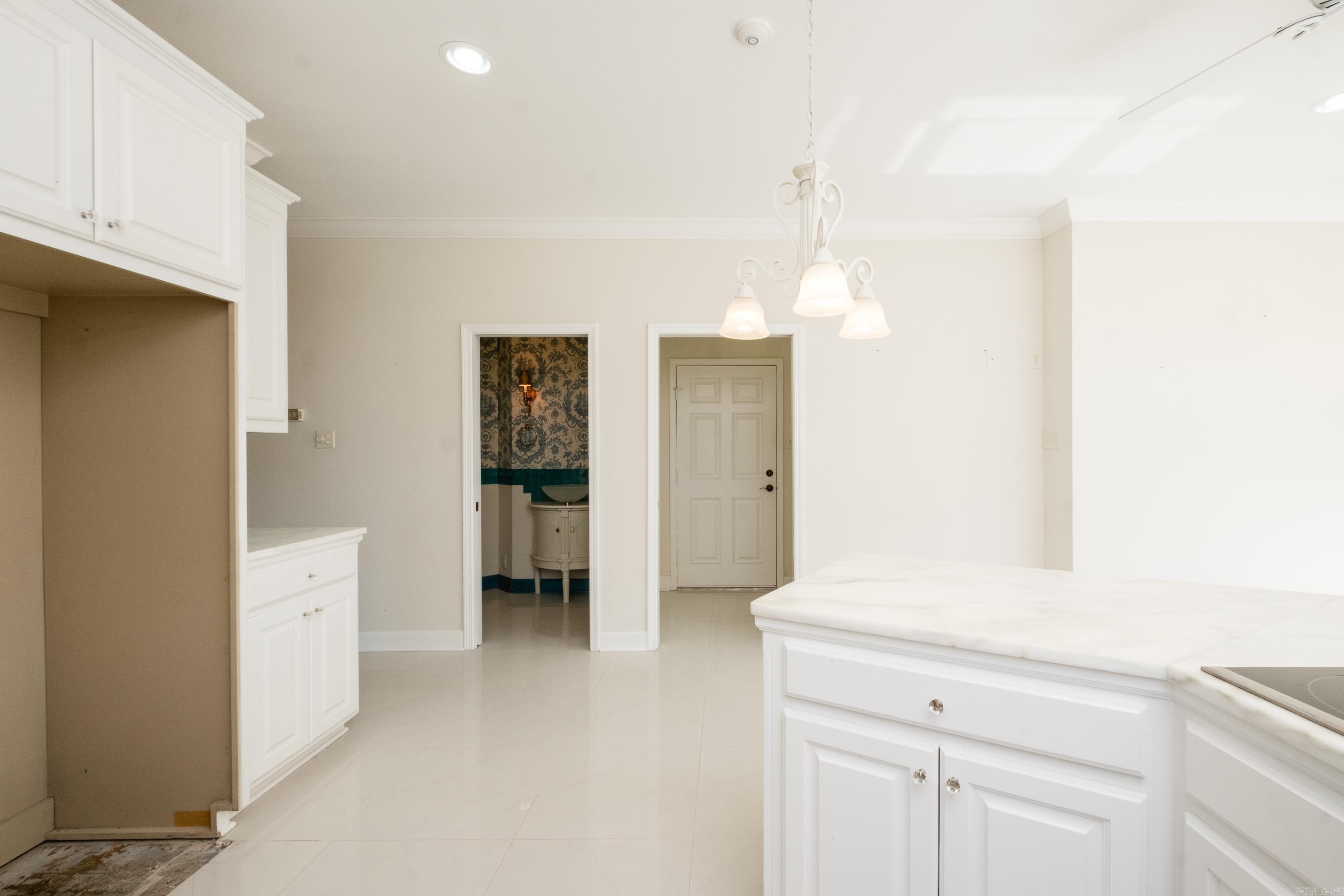 HUNTERS GREEN ESTATES - Residential
