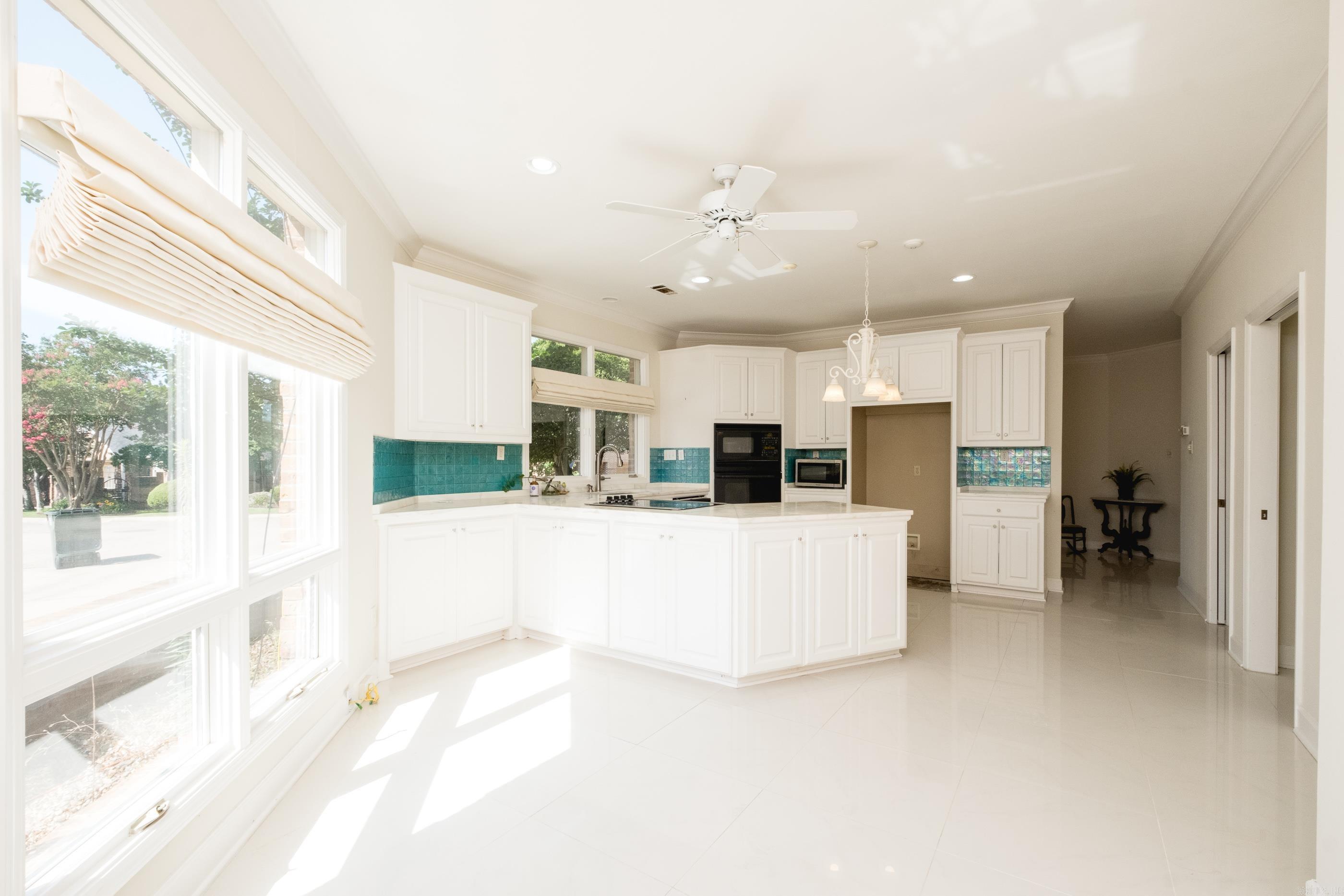 HUNTERS GREEN ESTATES - Residential
