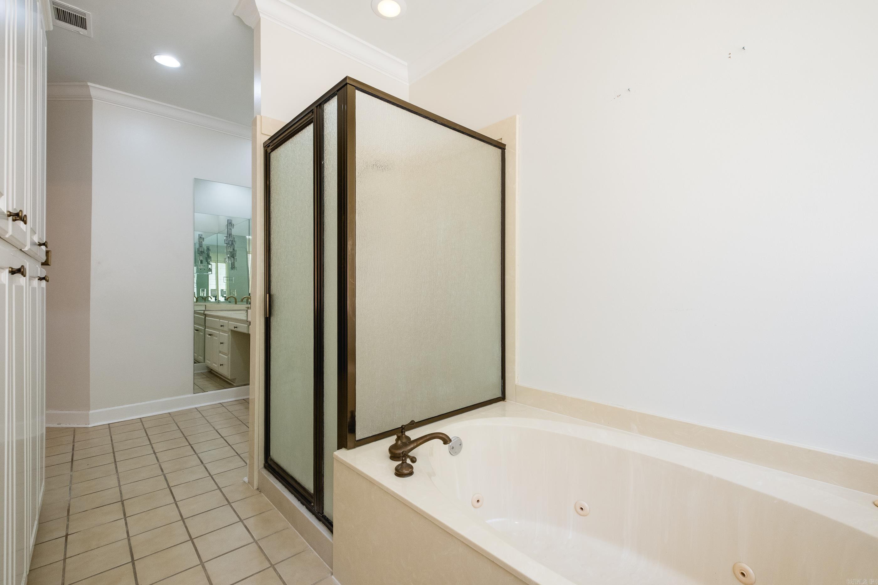 HUNTERS GREEN ESTATES - Residential