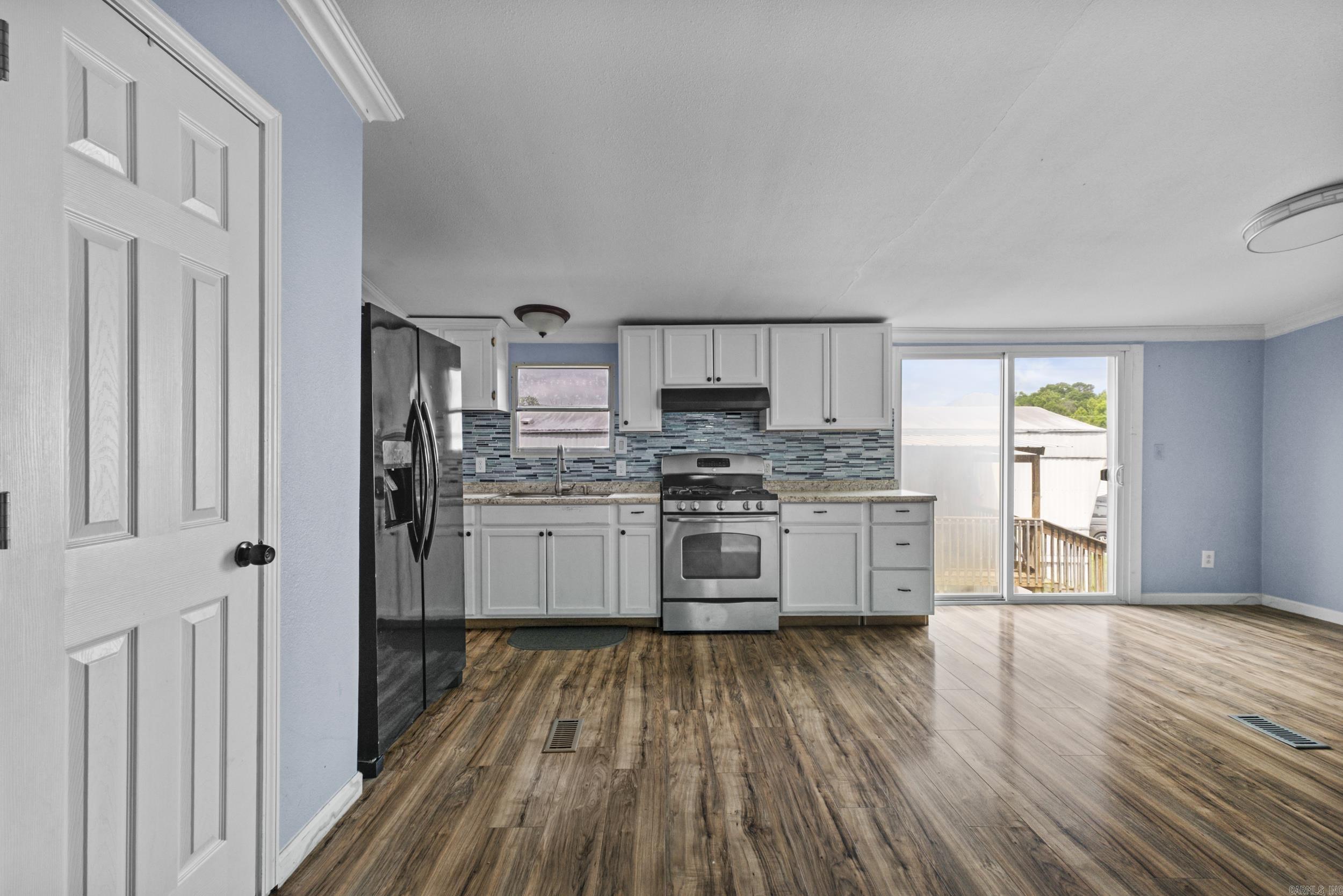 HURRICANE LAKE EST - Residential