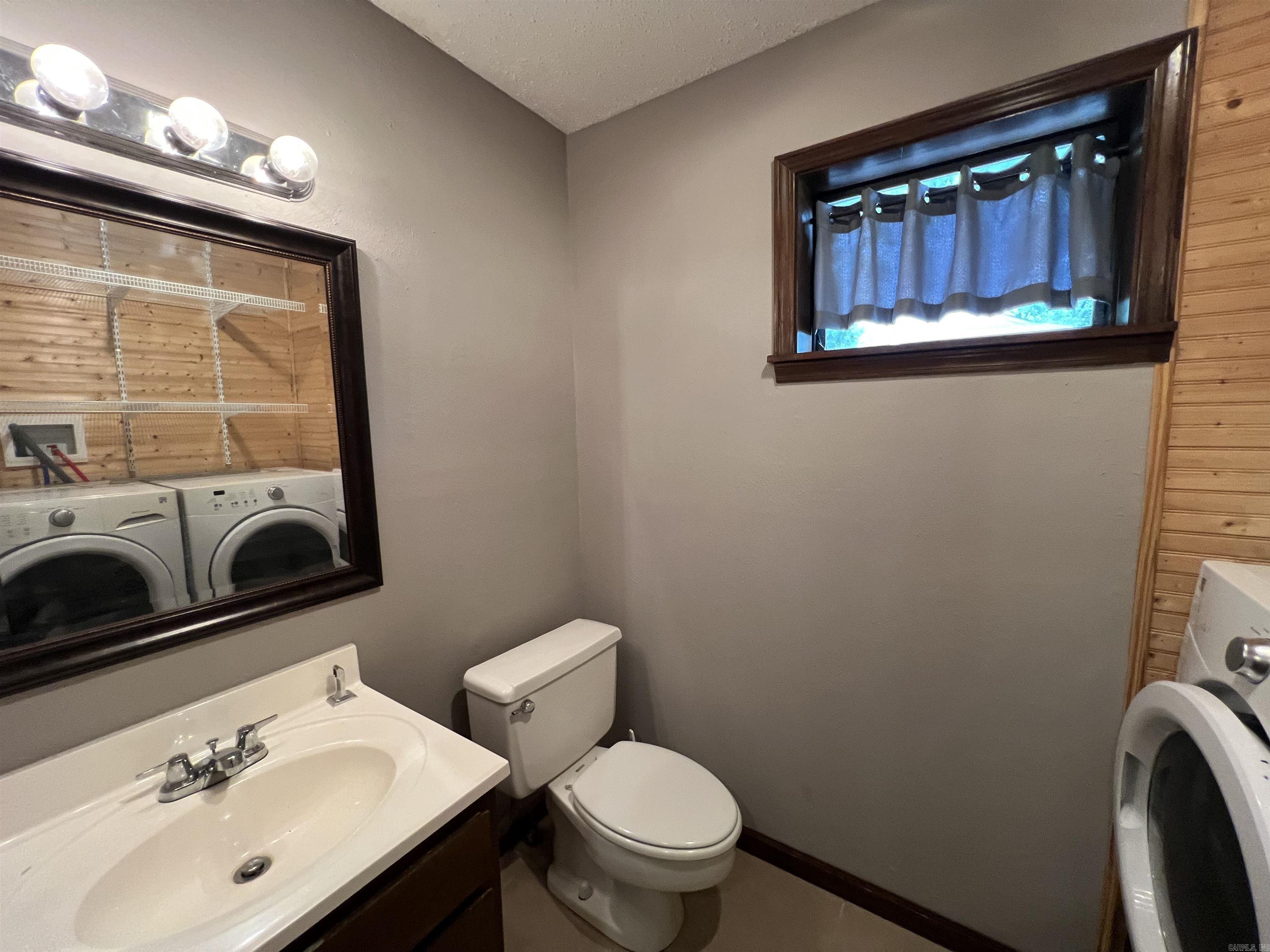 SHADOW RIDGE VILLAS - Residential