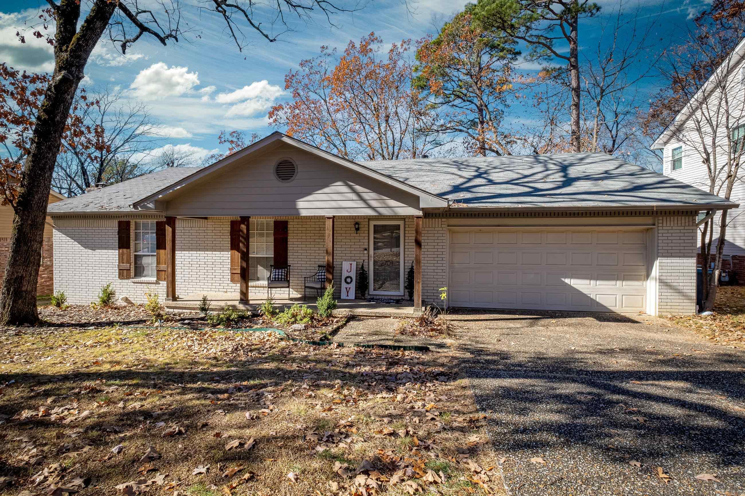 STURBRIDGE - Residential