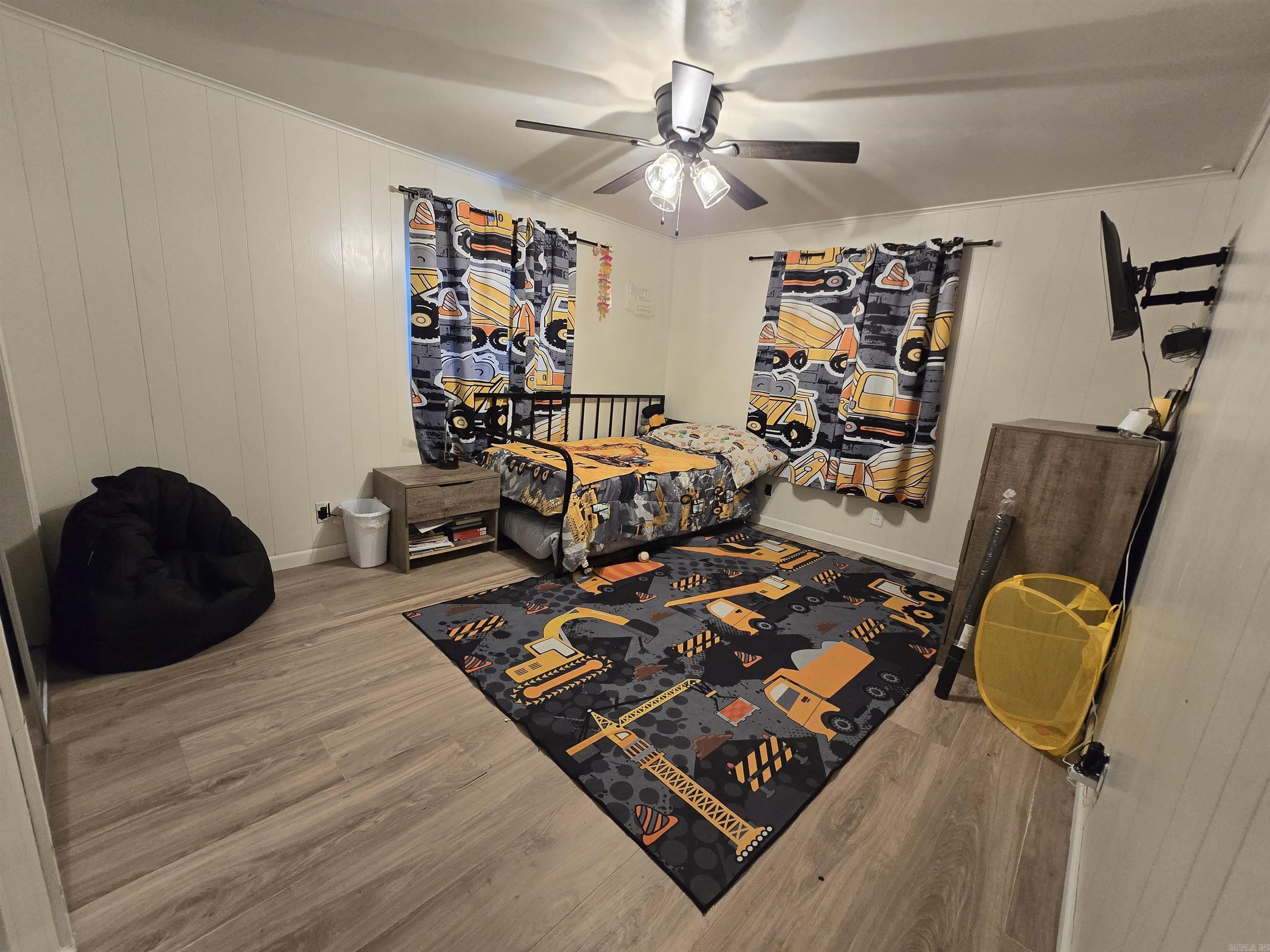 FLIPPIN - Residential