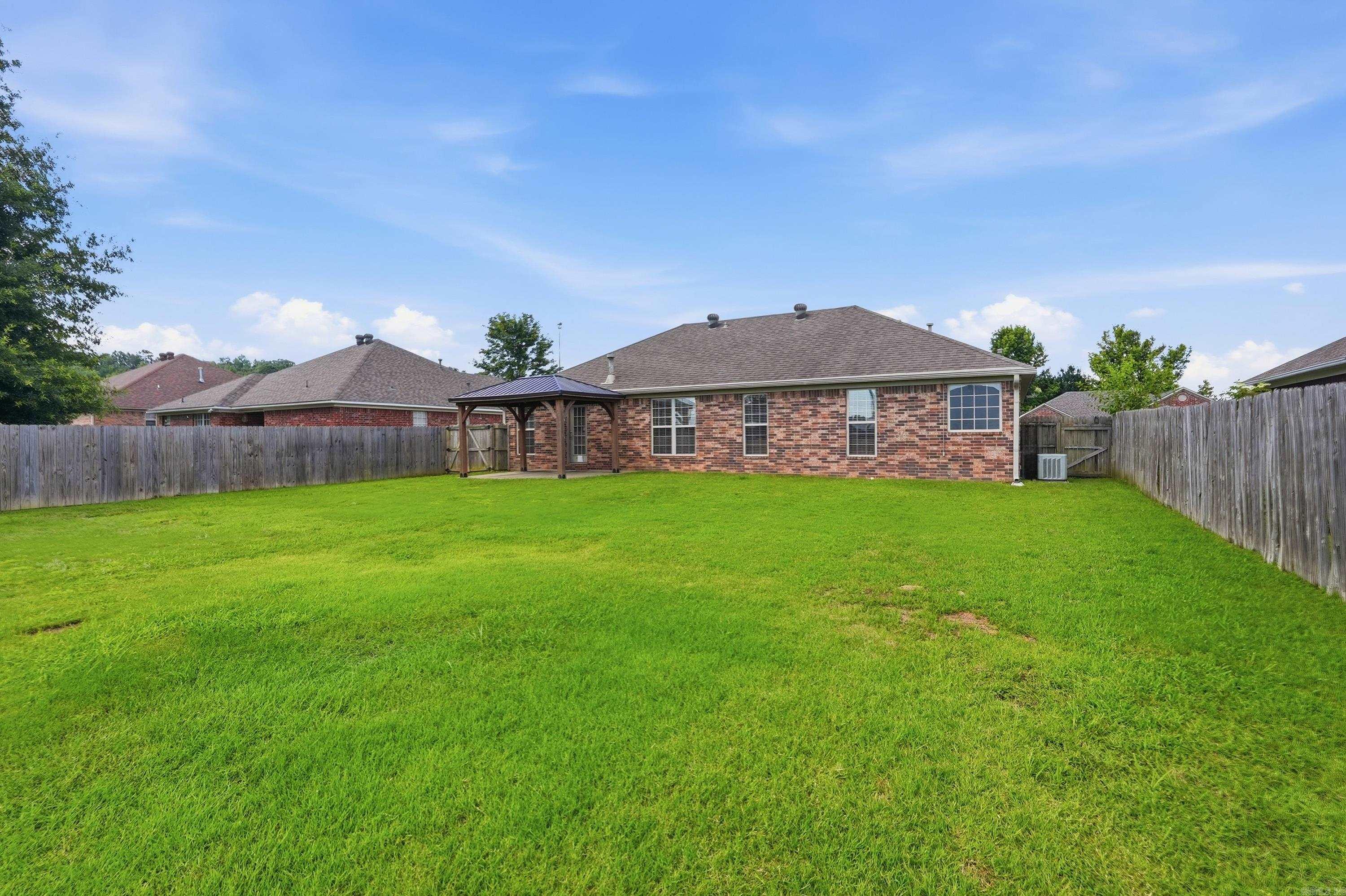 SPRING VALLEY - Residential