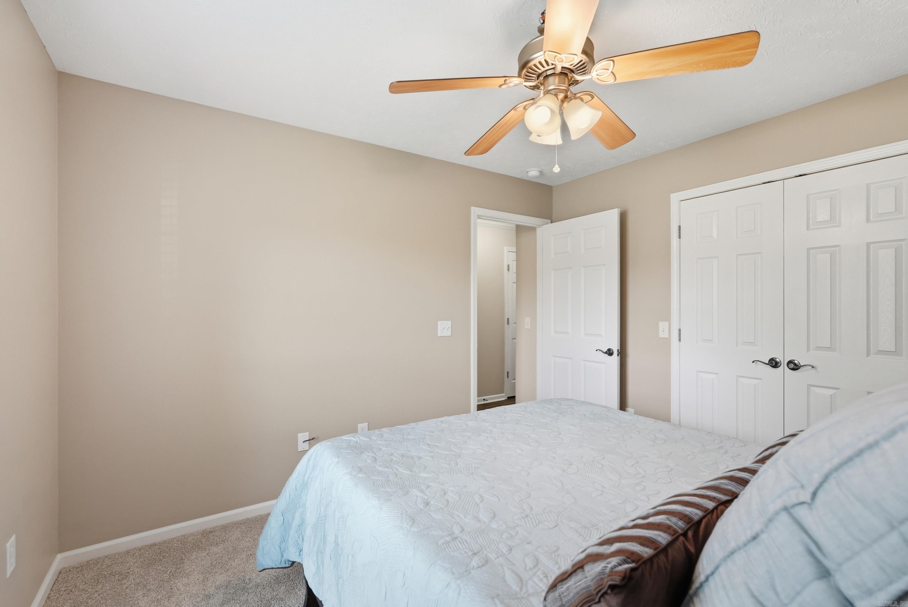 SPRING VALLEY - Residential
