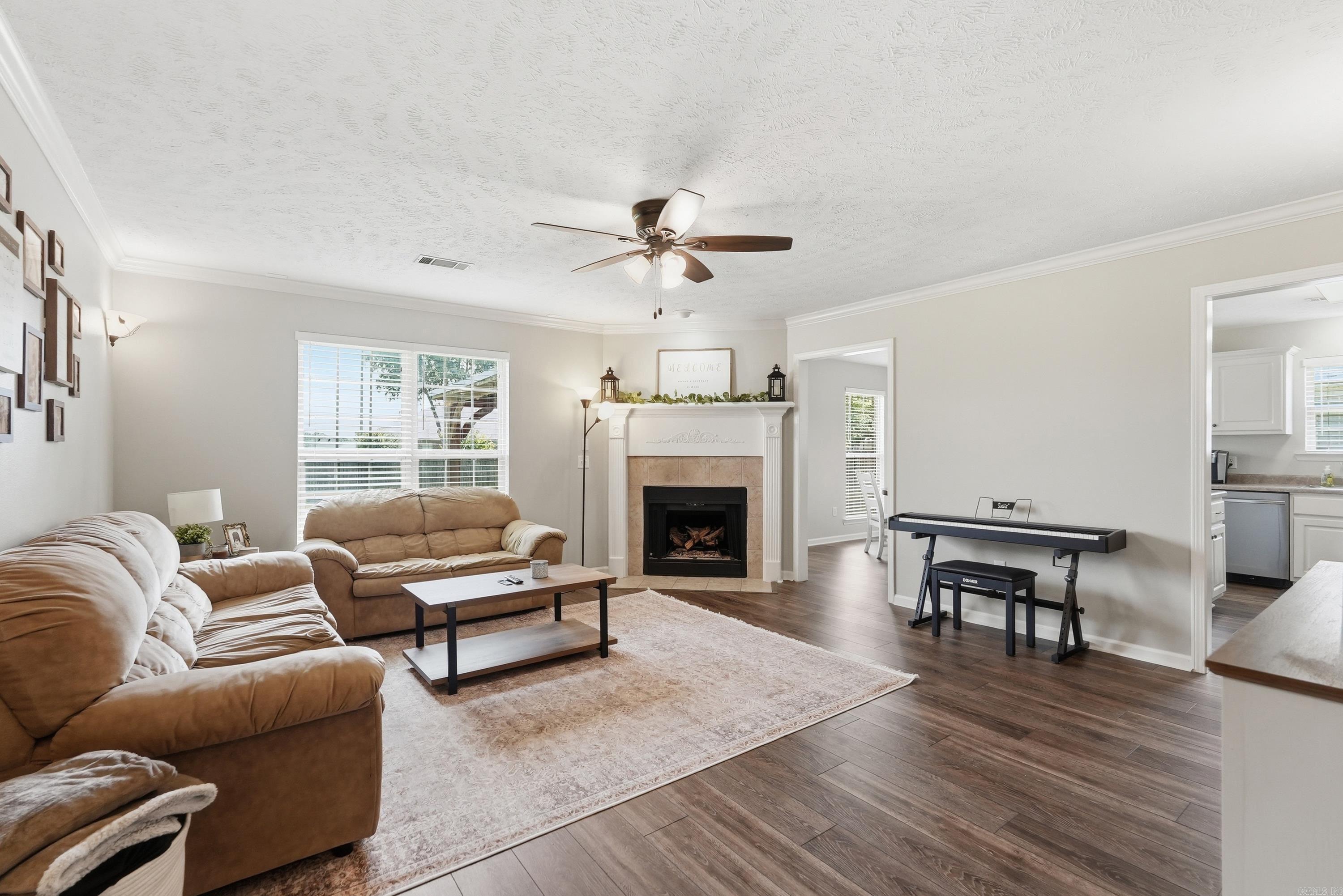 SPRING VALLEY - Residential