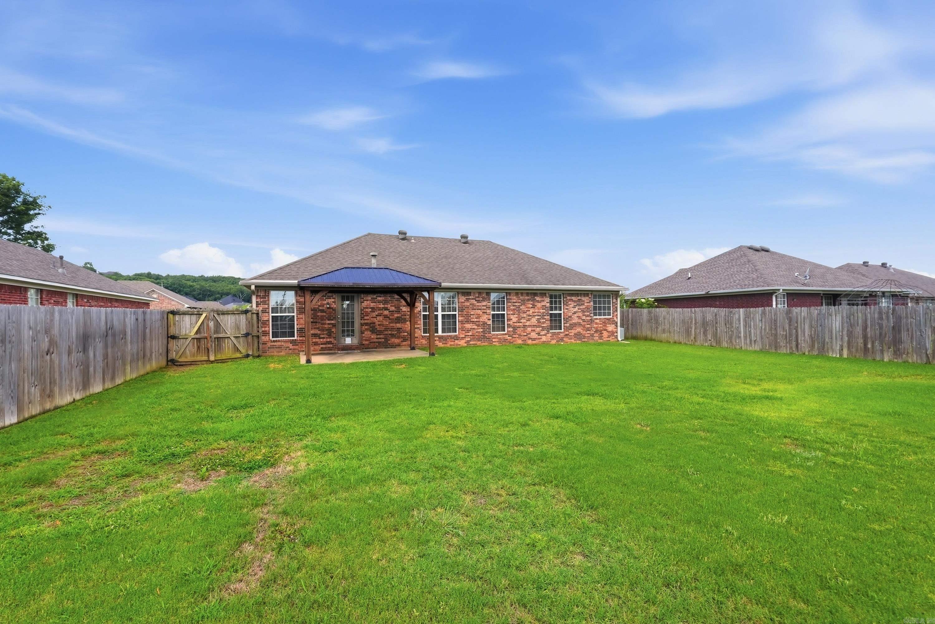SPRING VALLEY - Residential