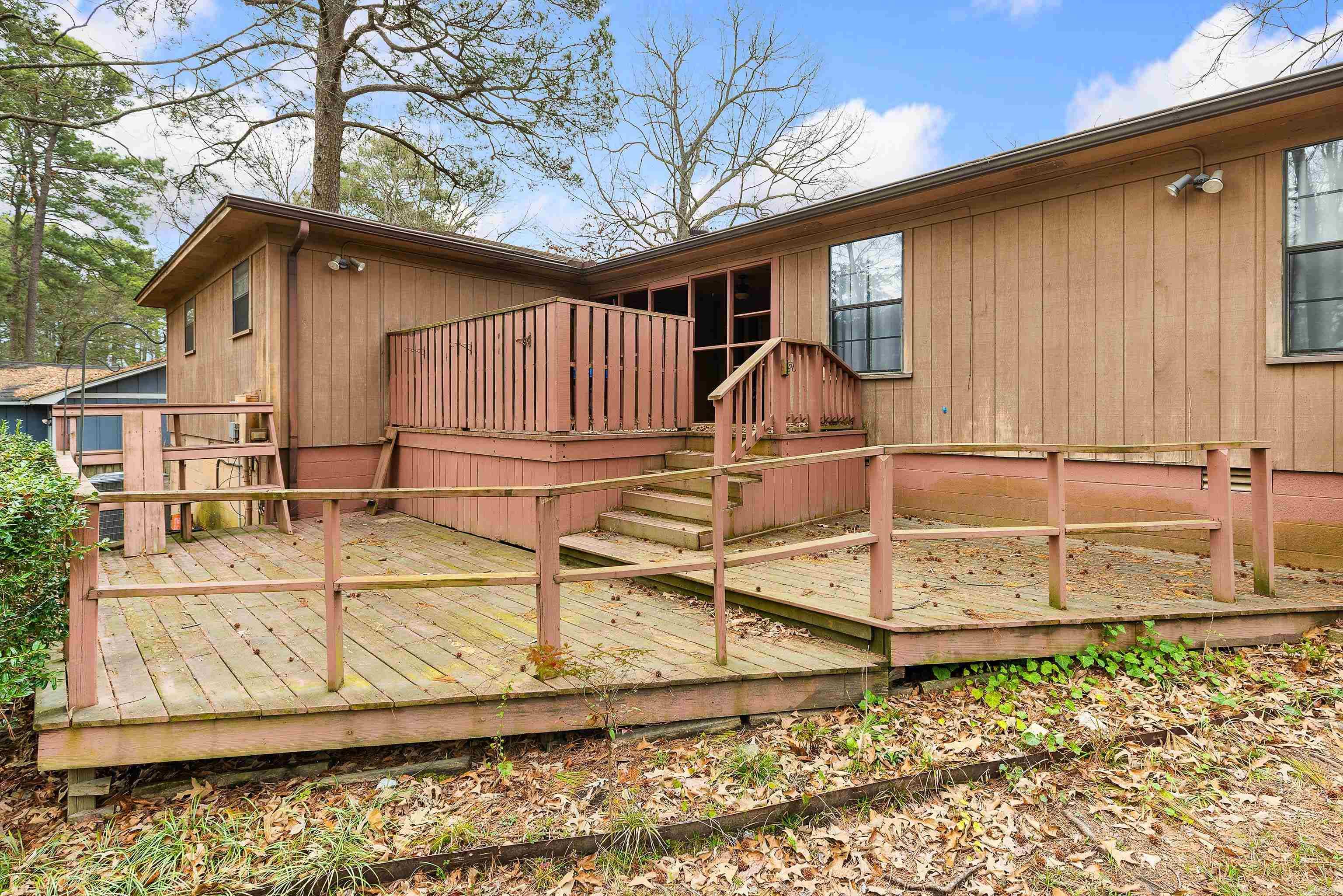 OTTER CREEK COMMUNITY - Residential
