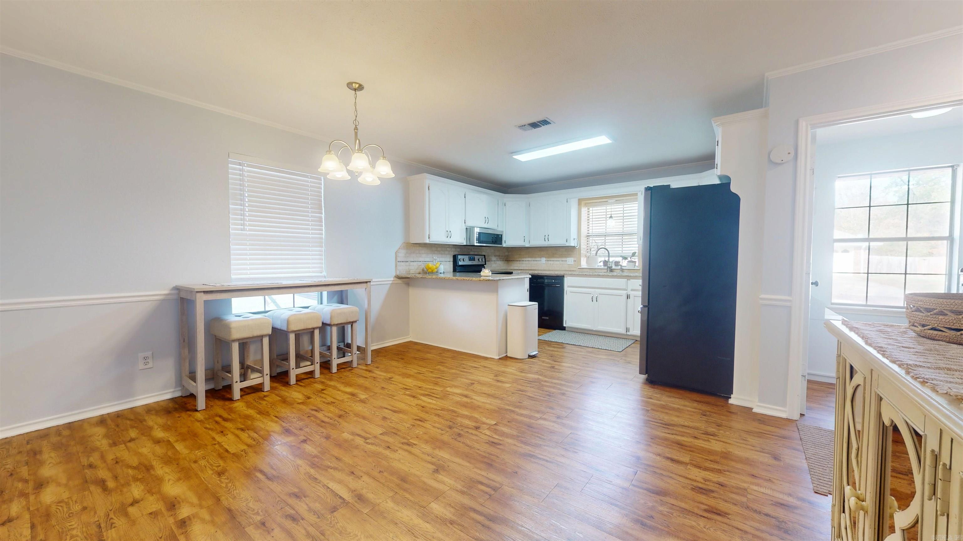 WOODLINE SUBD - Residential
