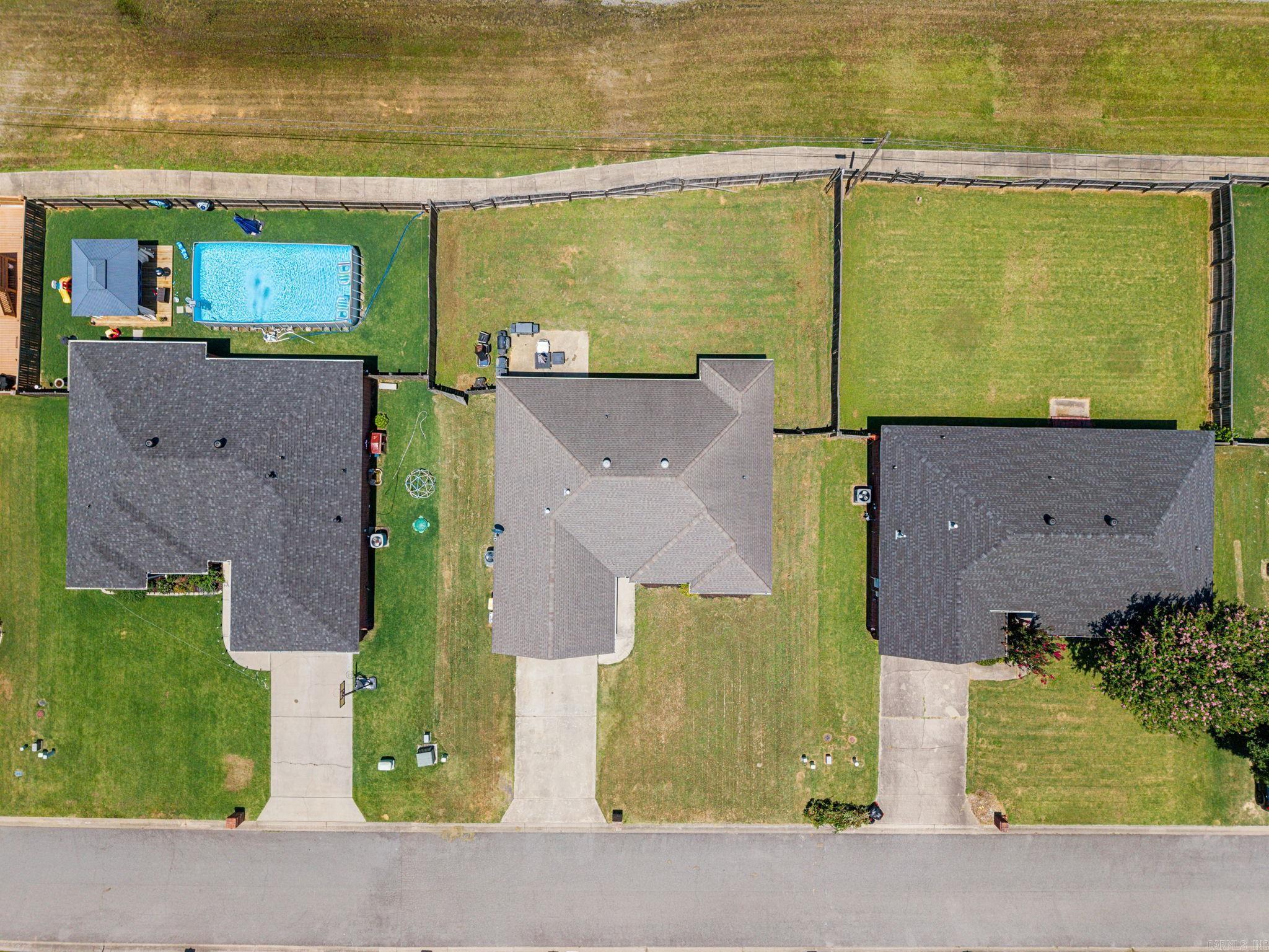 STONEHENGE PLACE - Residential