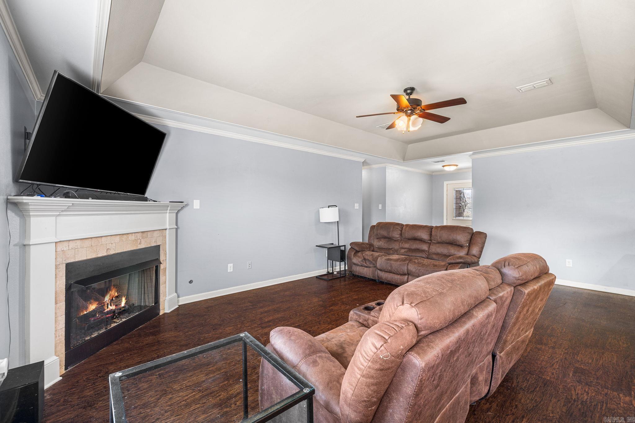 STONEHENGE PLACE - Residential